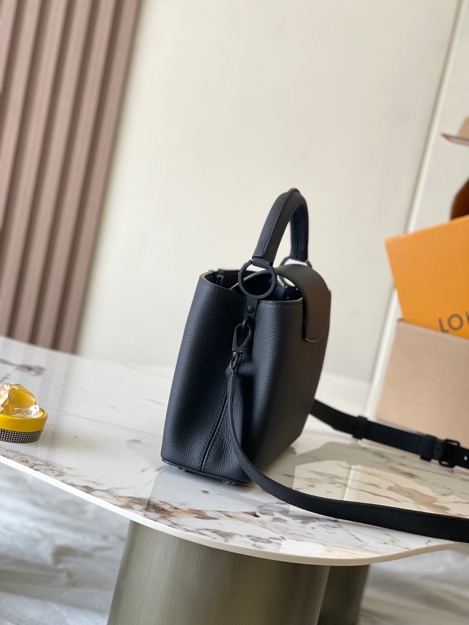 LOUIS VUITTON Capucines BB Black Out Handbag/Top Quality M25255