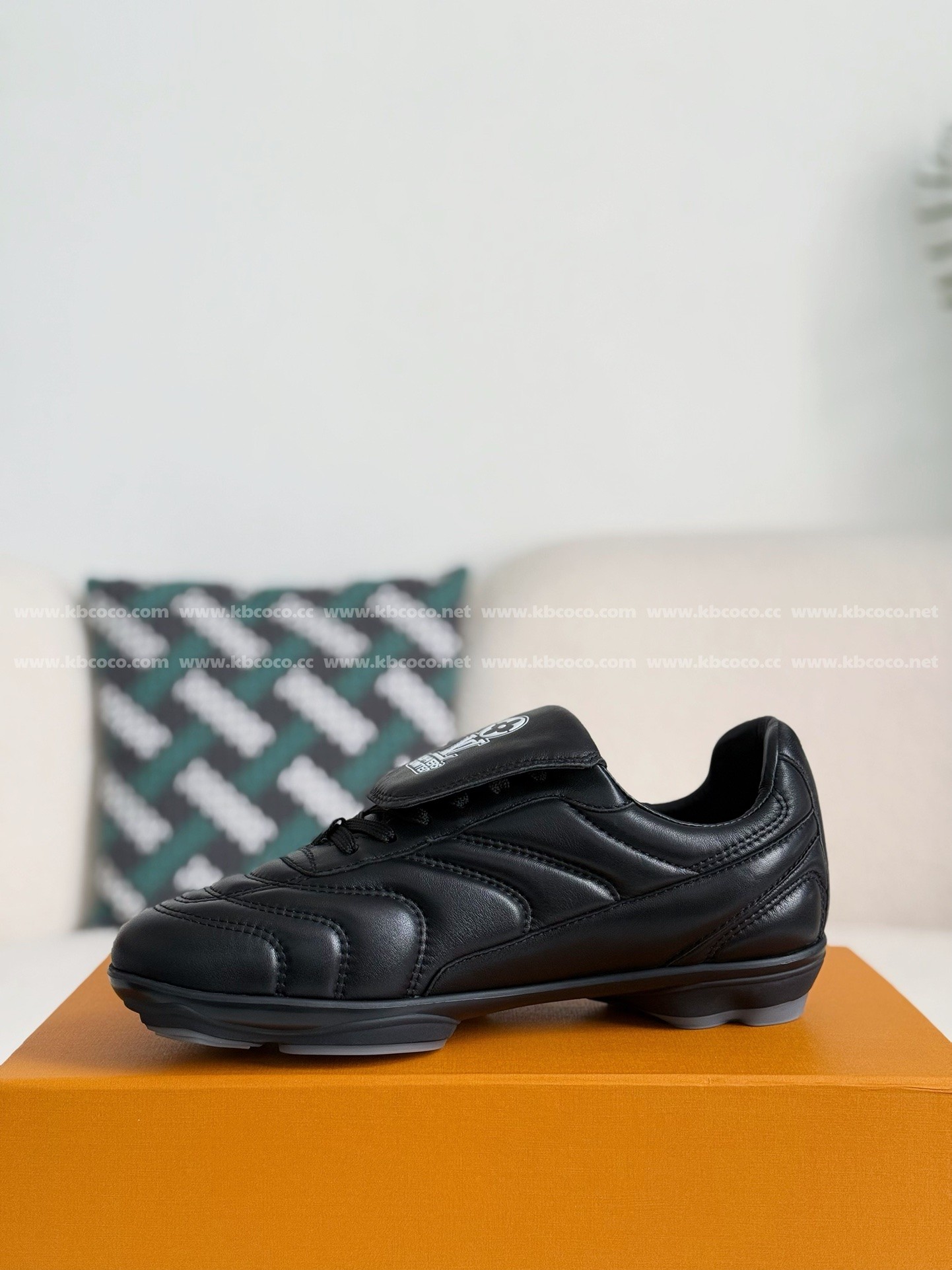 【#4245】LV Footprint Soccer Sneaker