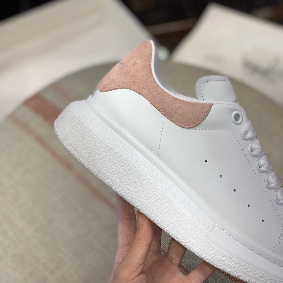 Alexander McQueen MQ pink velvet tail Sneakers