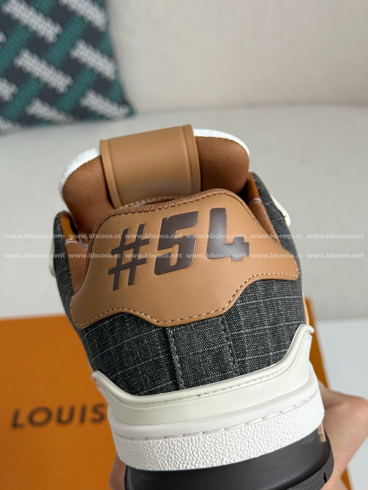 【#5285】 LOUIS VUITTON TRAINER SNEAKERS