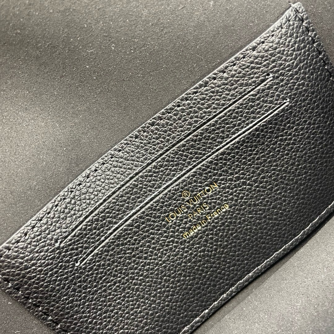 LOUIS VUITTON Lily Shoulder bag/top quality M83233