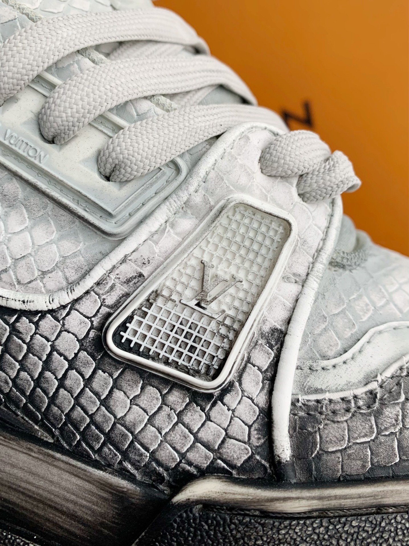 [#3315」 LOUIS VUITTON TRAINER SNEAKERS