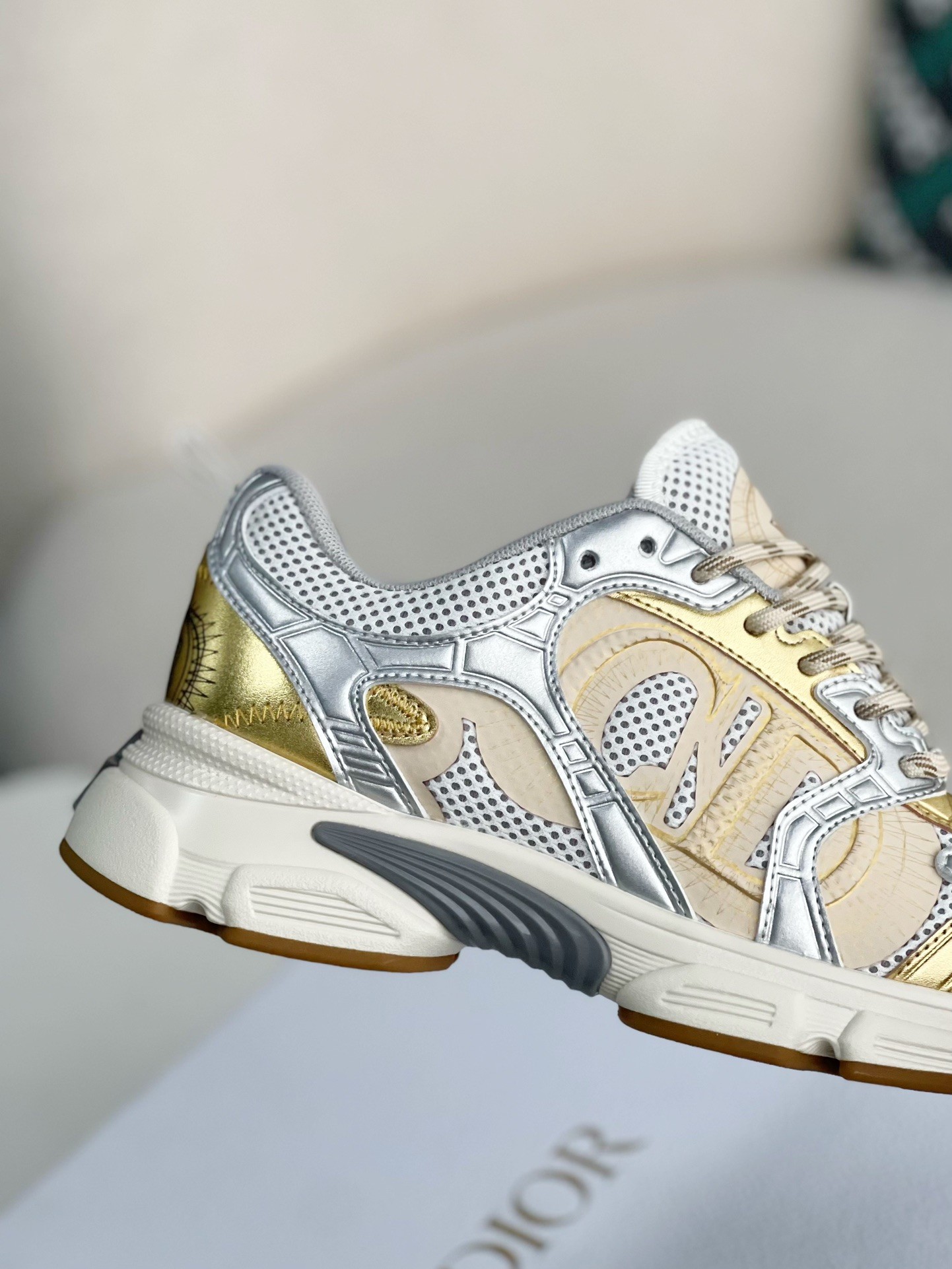 【#3360】 DlOR Running Sneakers