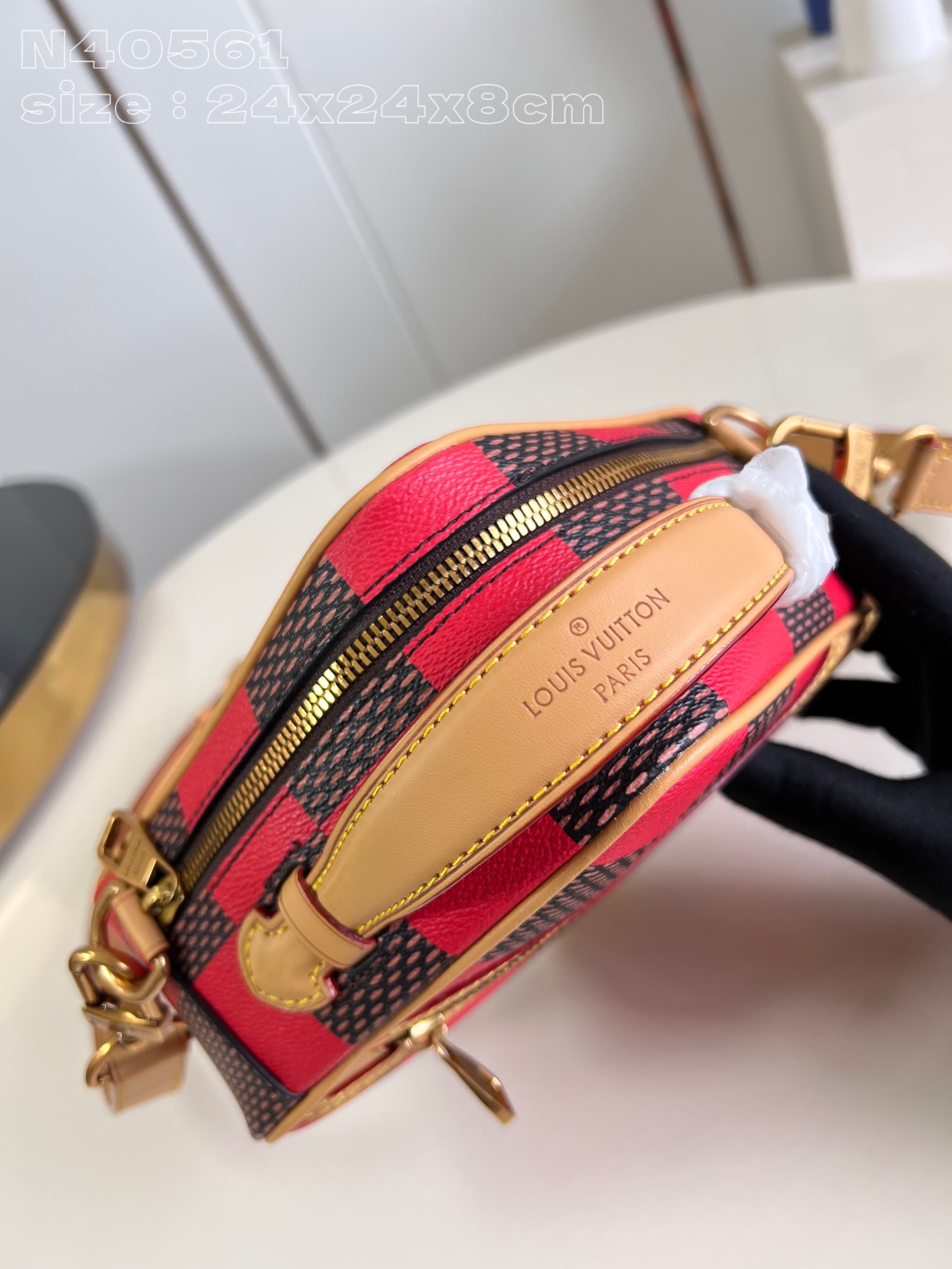 Louis Vuitton Chess Messenger N40561，Top quality