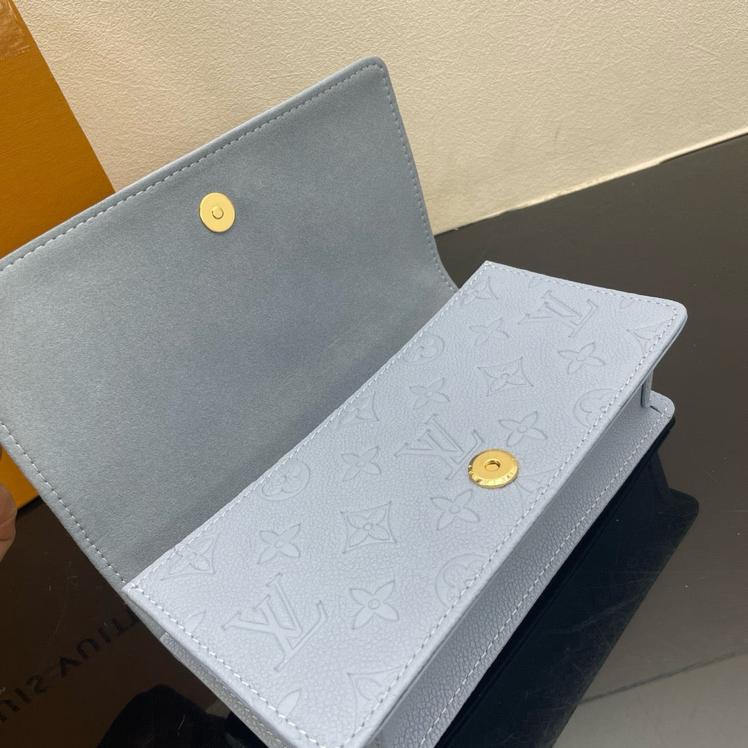 LOUIS VUITTON Lily Shoulder bag/top quality M83233