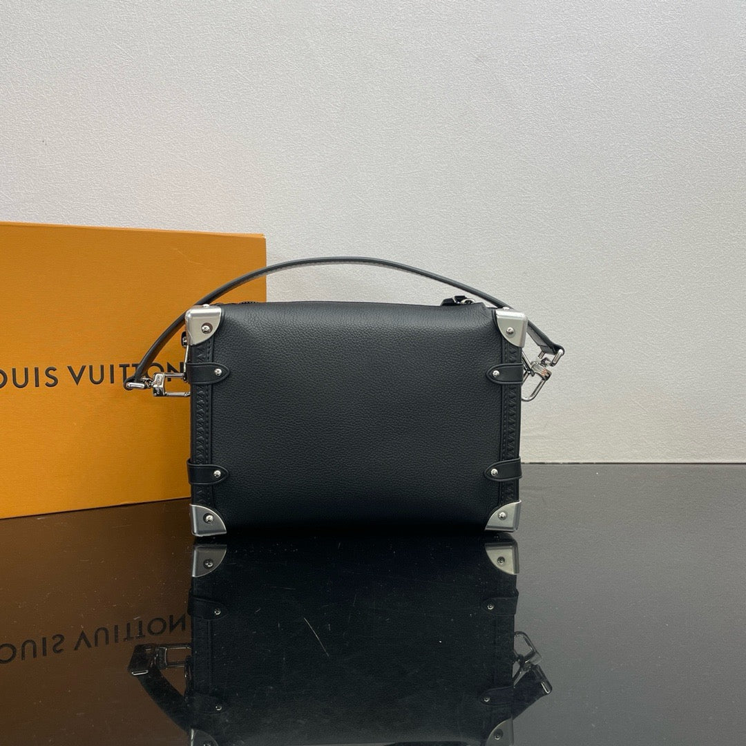 LOUIS VUITTON Trunk Shoulder bag/top quality M25160