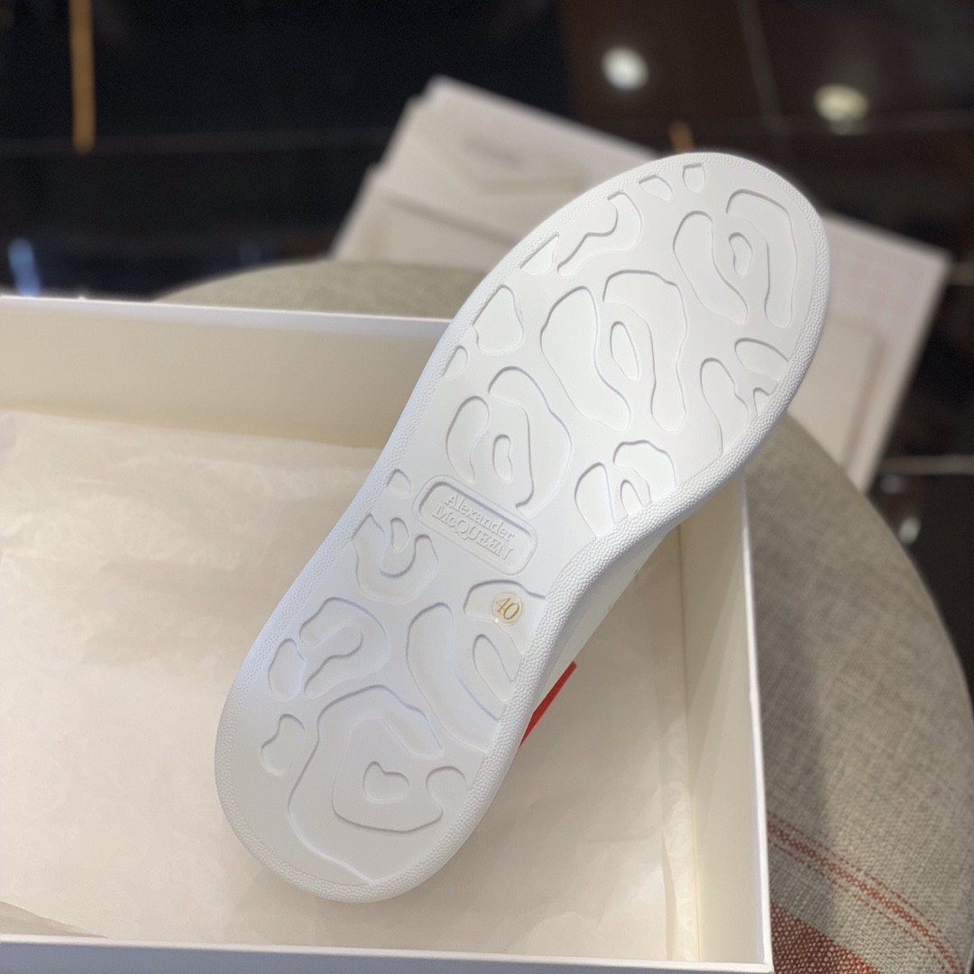 Alexander McQueen MO Black film tailSneakers