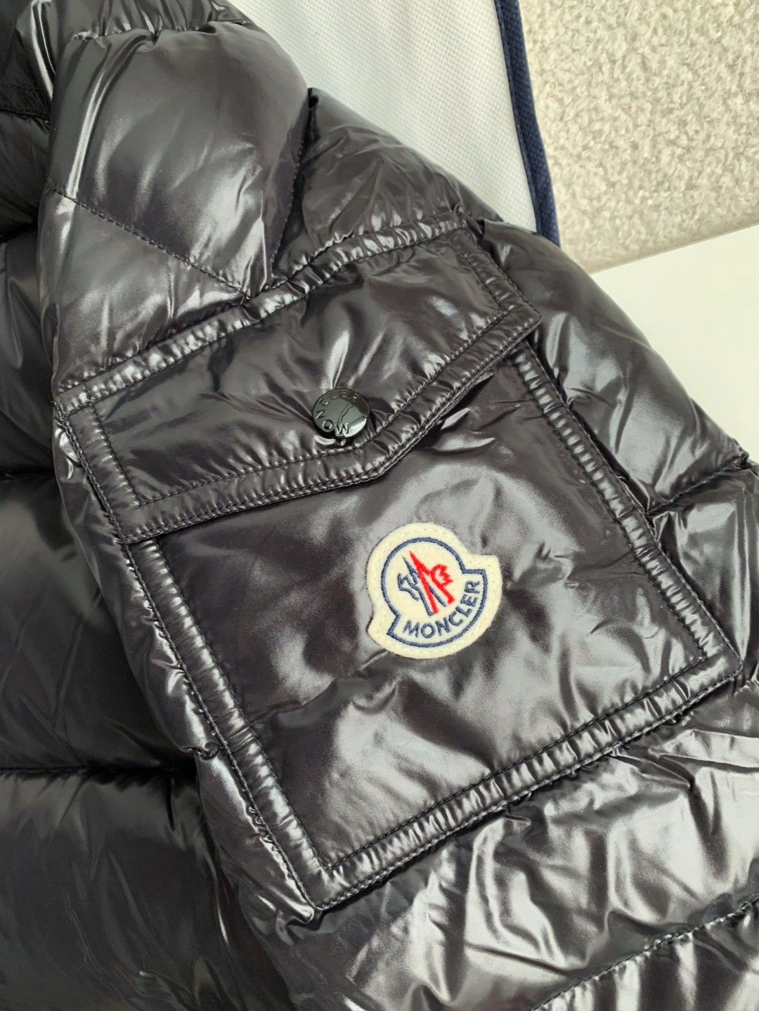 【#2102】Moncler Short men's down jacket