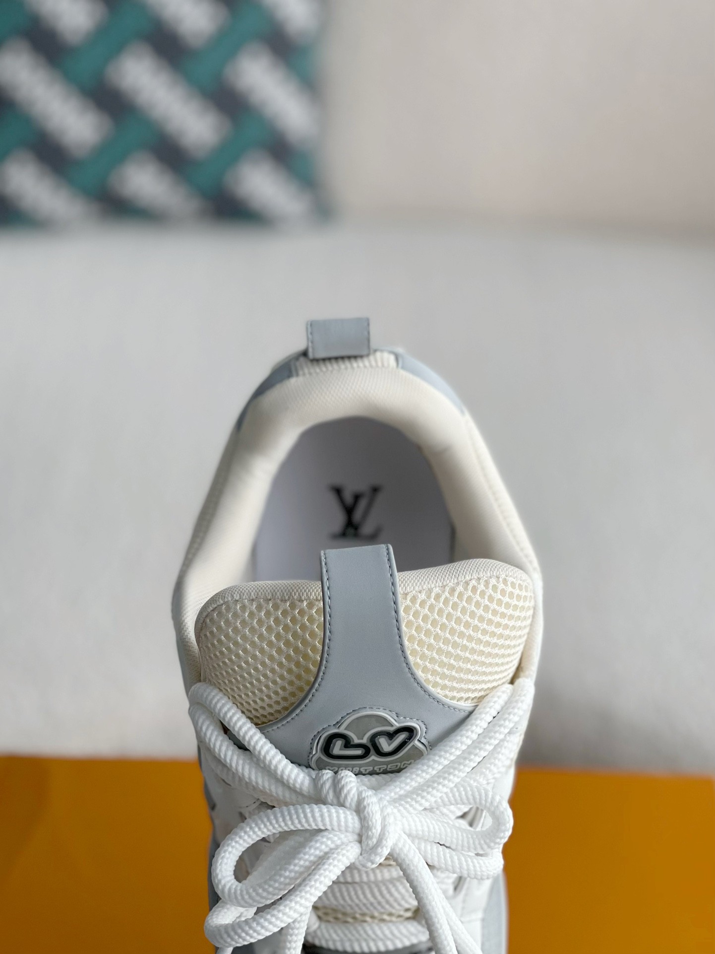 LOUIS VUITTON TRAINER SNEAKERS