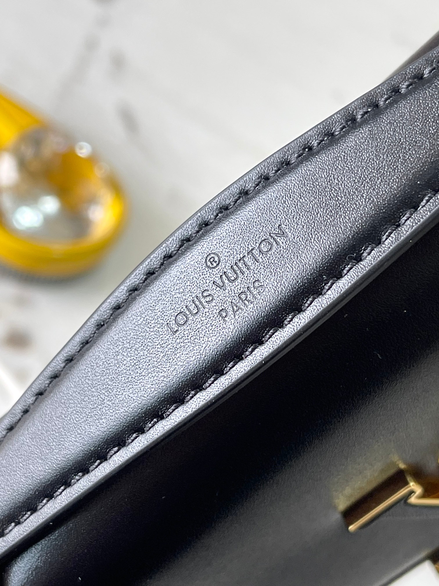 LOUIS VUITTON Capucines Shoulder bag/top quality M12405