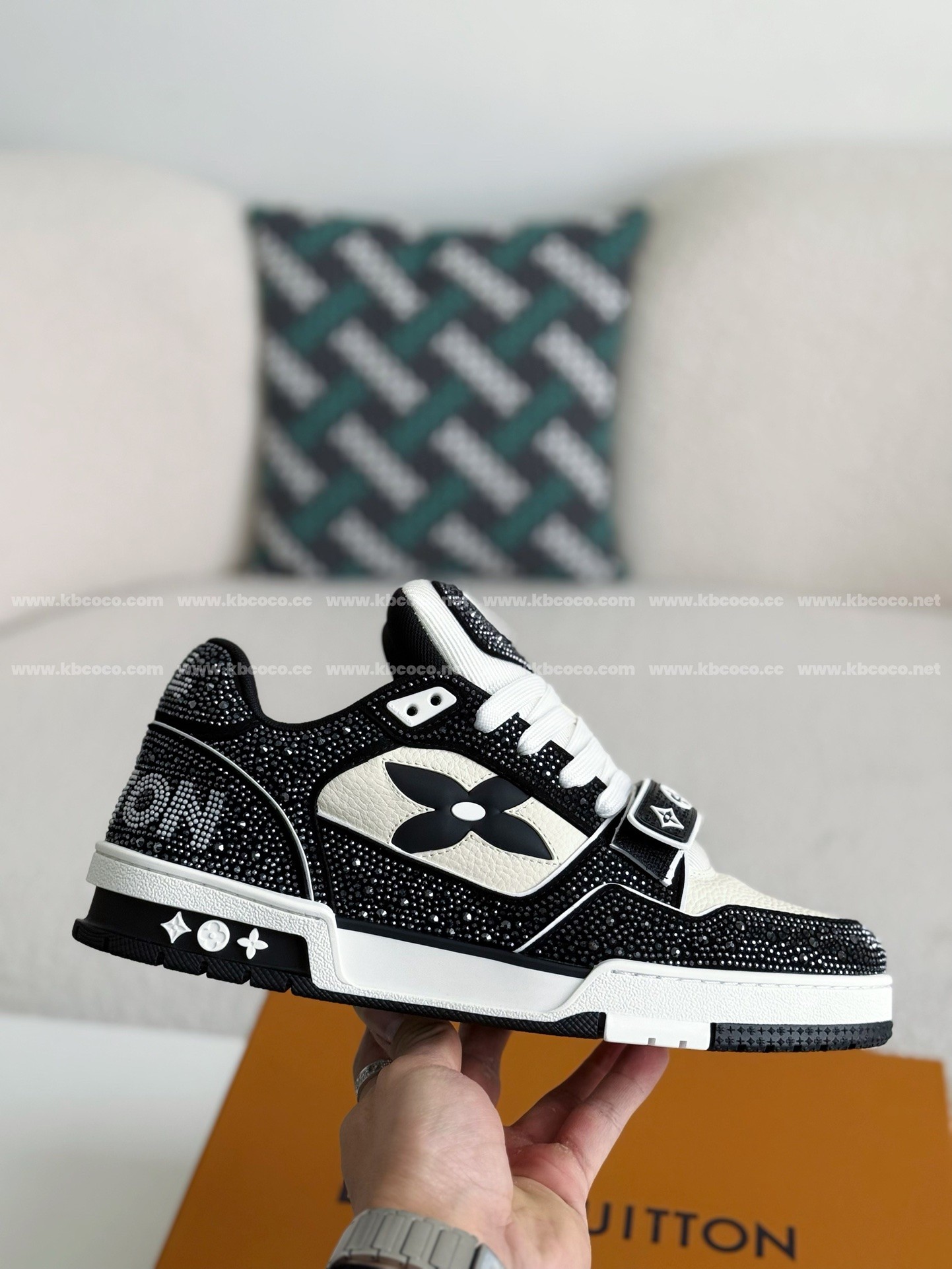 【#4101】LOUIS VUITTON TRAINER SNEAKERS