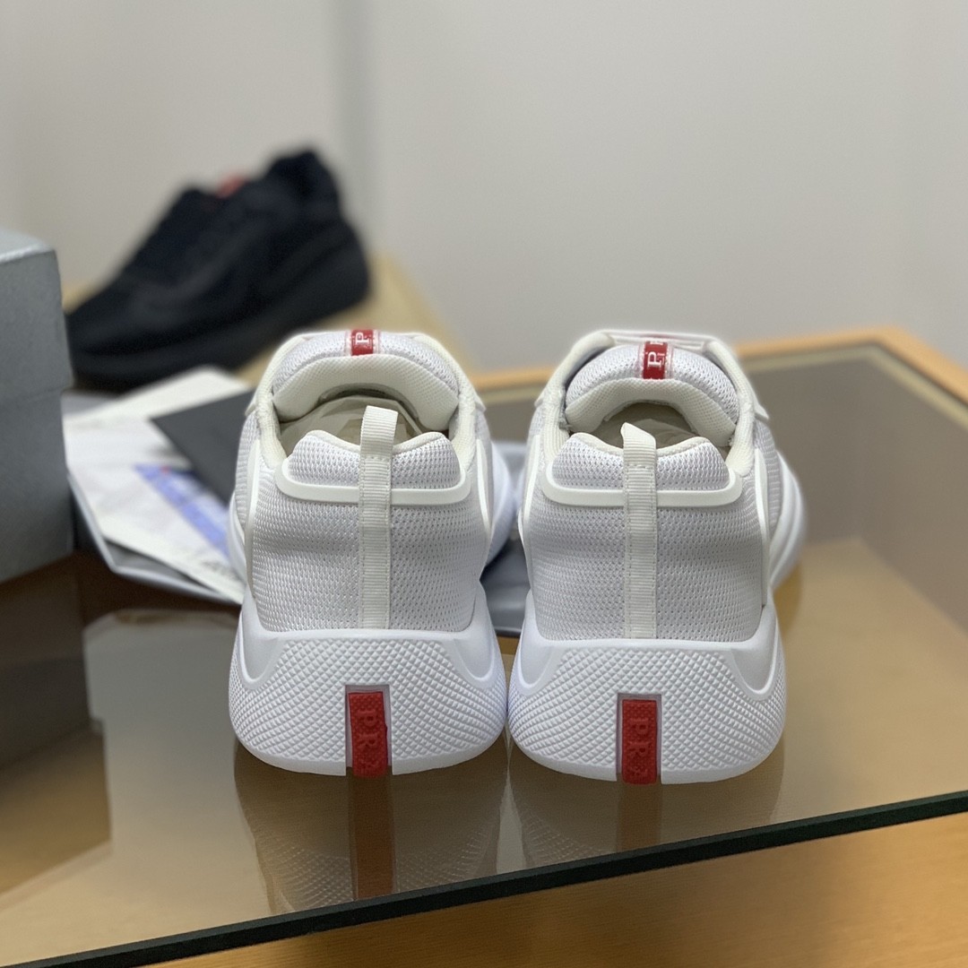 【#627】 Prada Sneakers