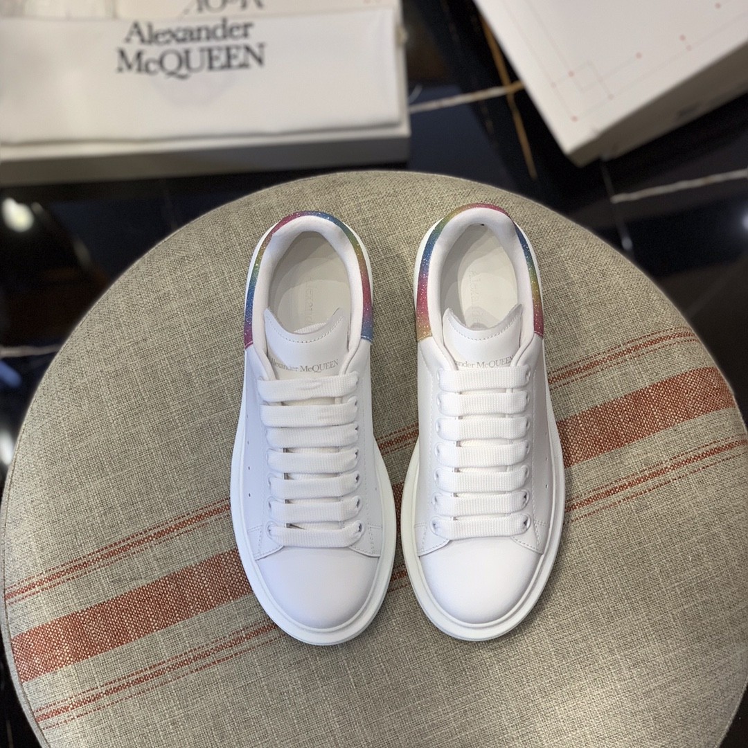 Alexander McQueen MQ rainbow tail Sneakers