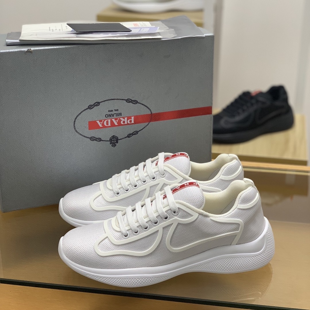【#627】 Prada Sneakers