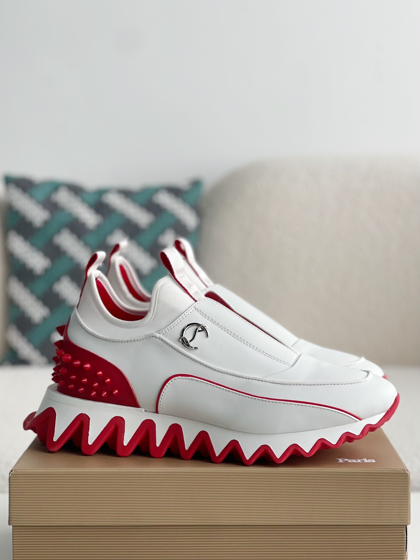 【#3010】Christian Louboutin Sneakers