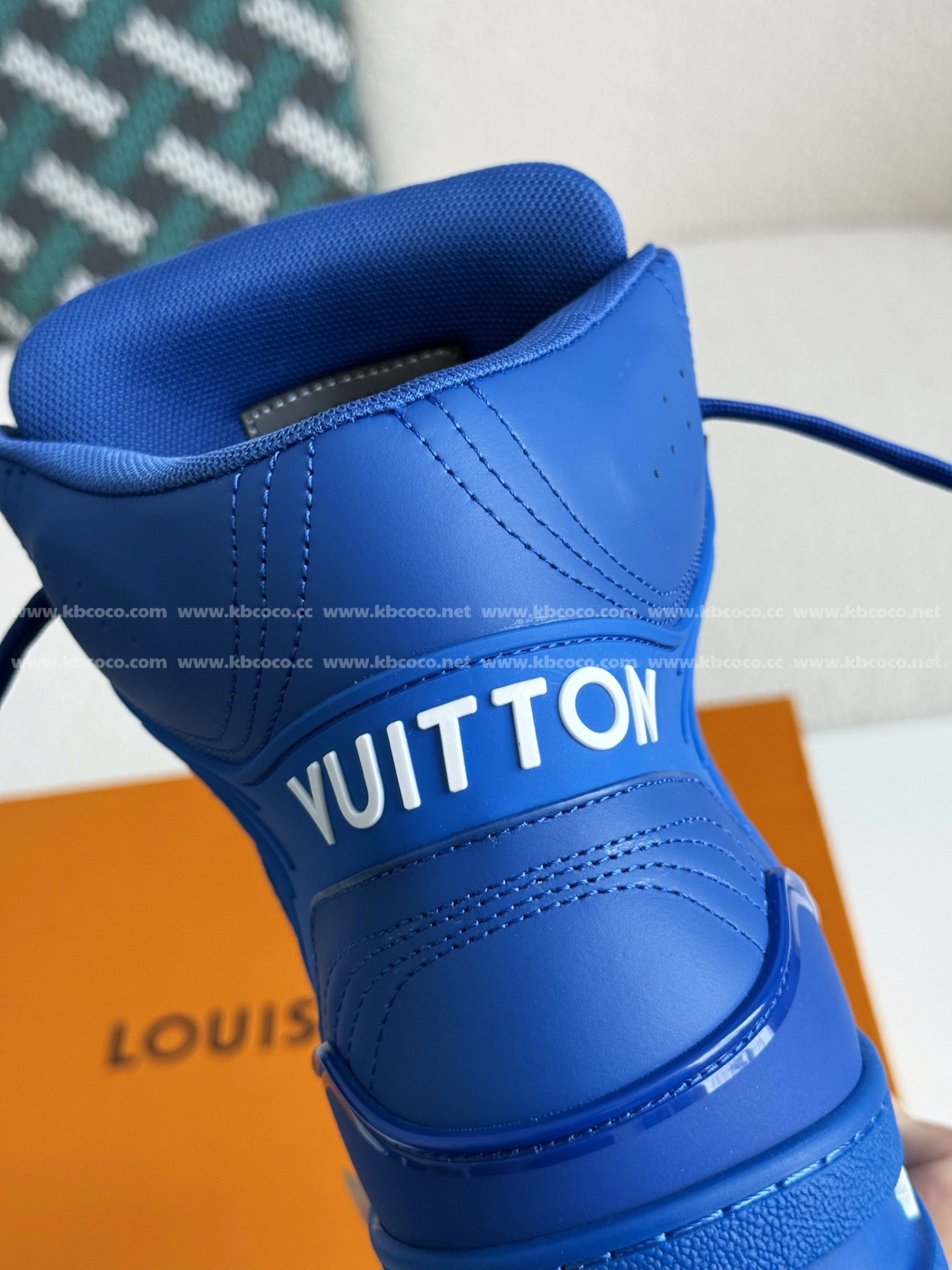 【#4628】 Louis Vuitton Trainers High-Top Plimsolls