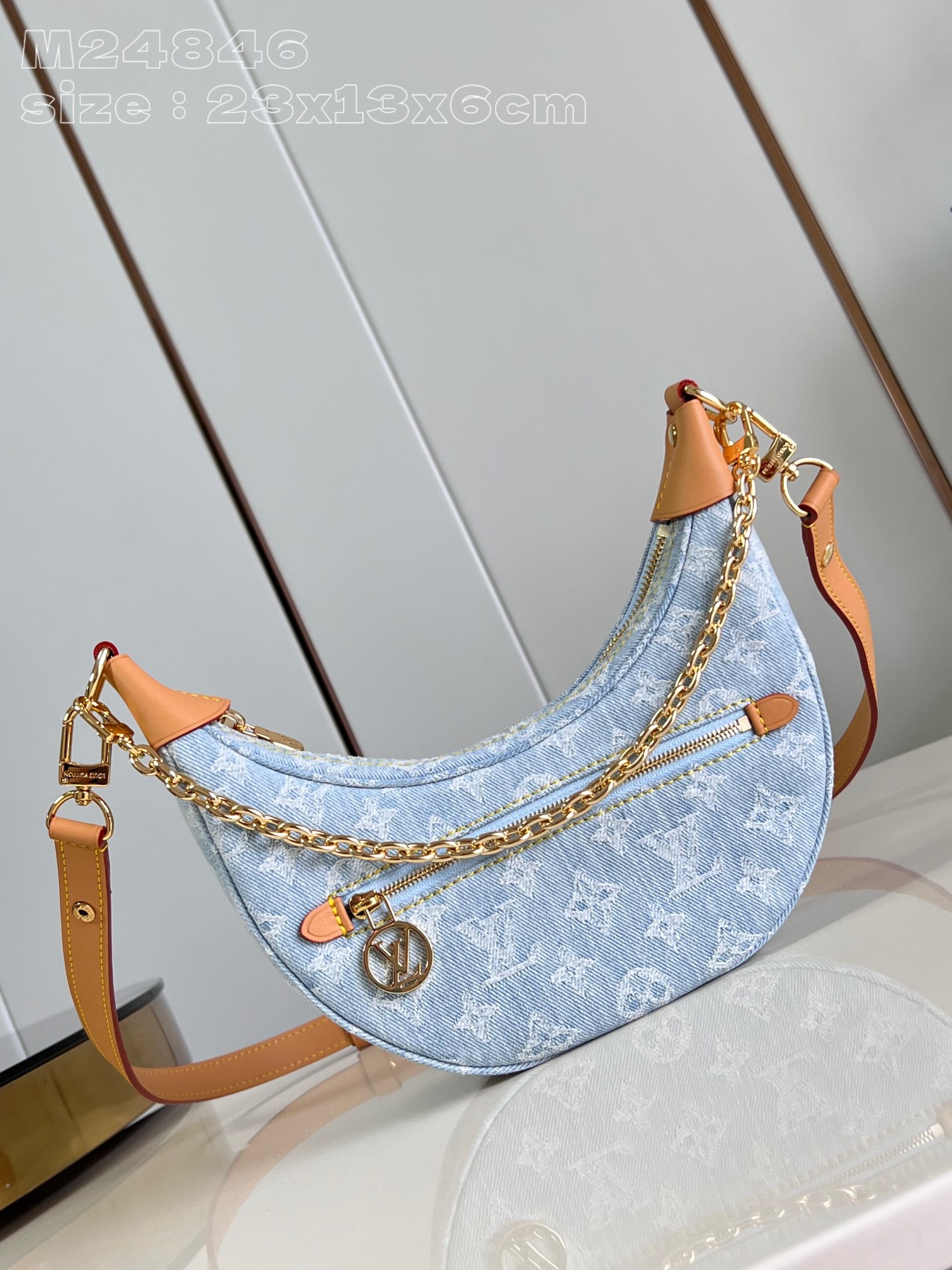 Louis Vuitton Loop shoulder bag M24846，Top quality