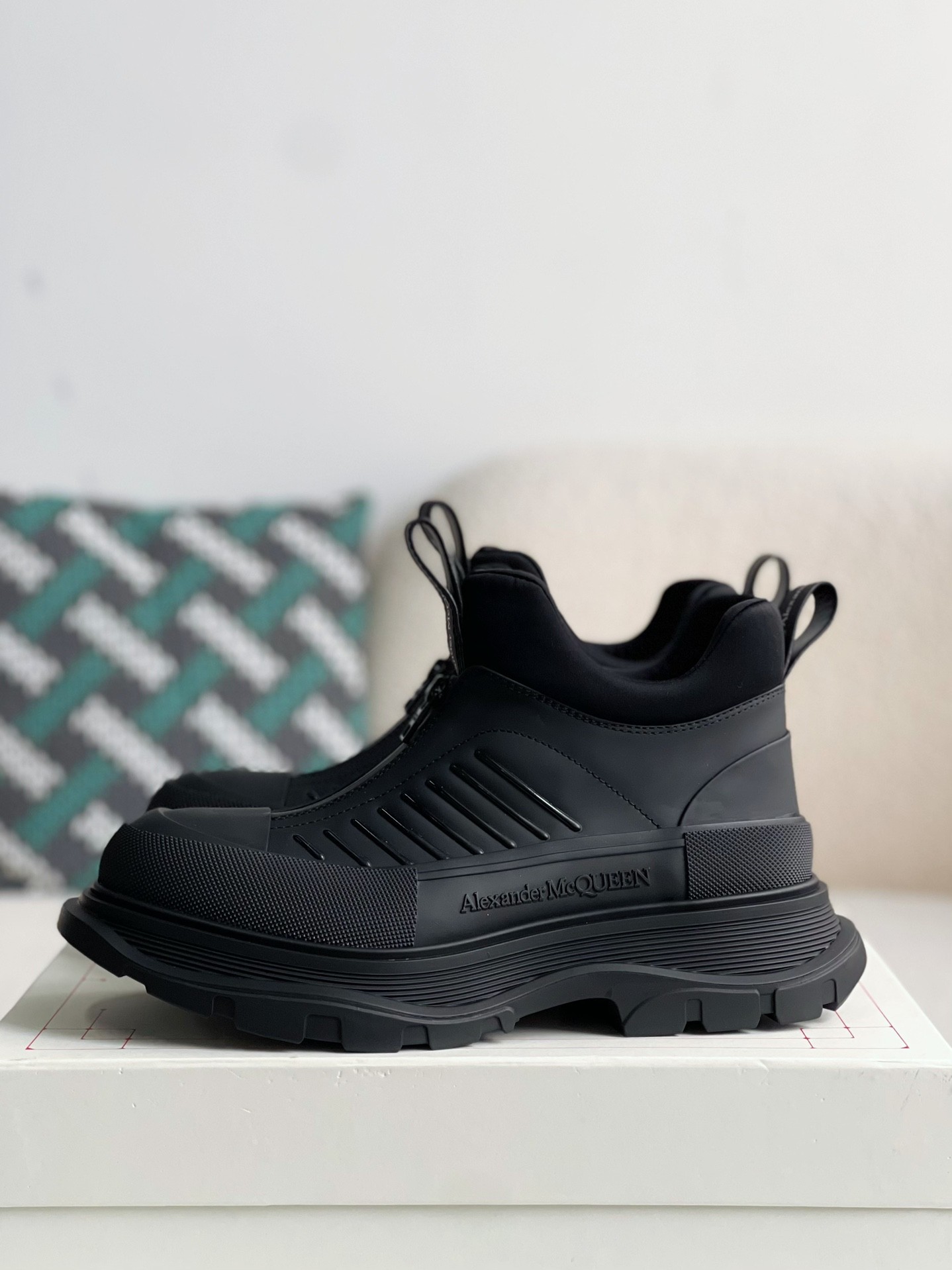 Alexander McQueen Sneakers