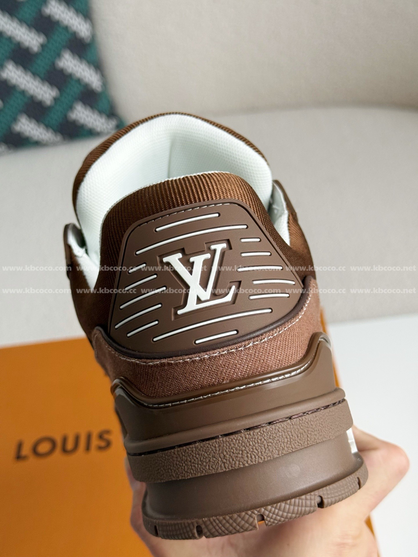 【#5439】 LOUIS VUITTON TRAINER SNEAKERS