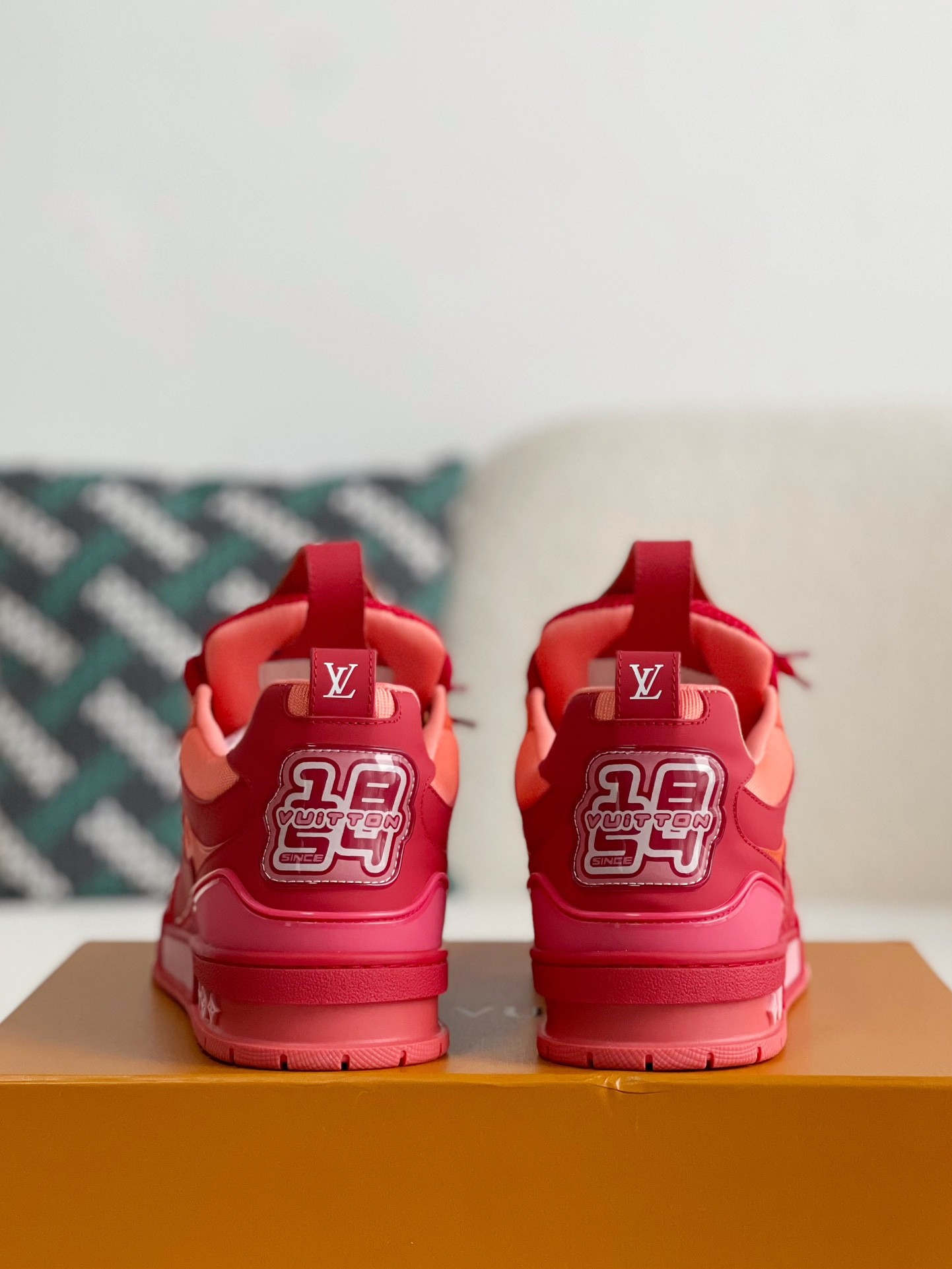 LOUIS VUITTON RUNNER TATIC sneaker