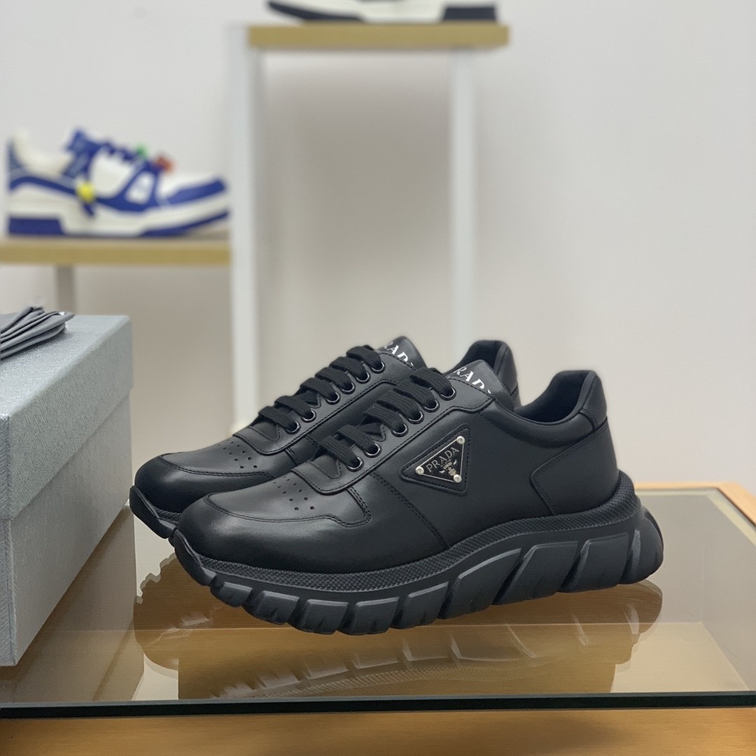 【#623】 Prada Sneakers