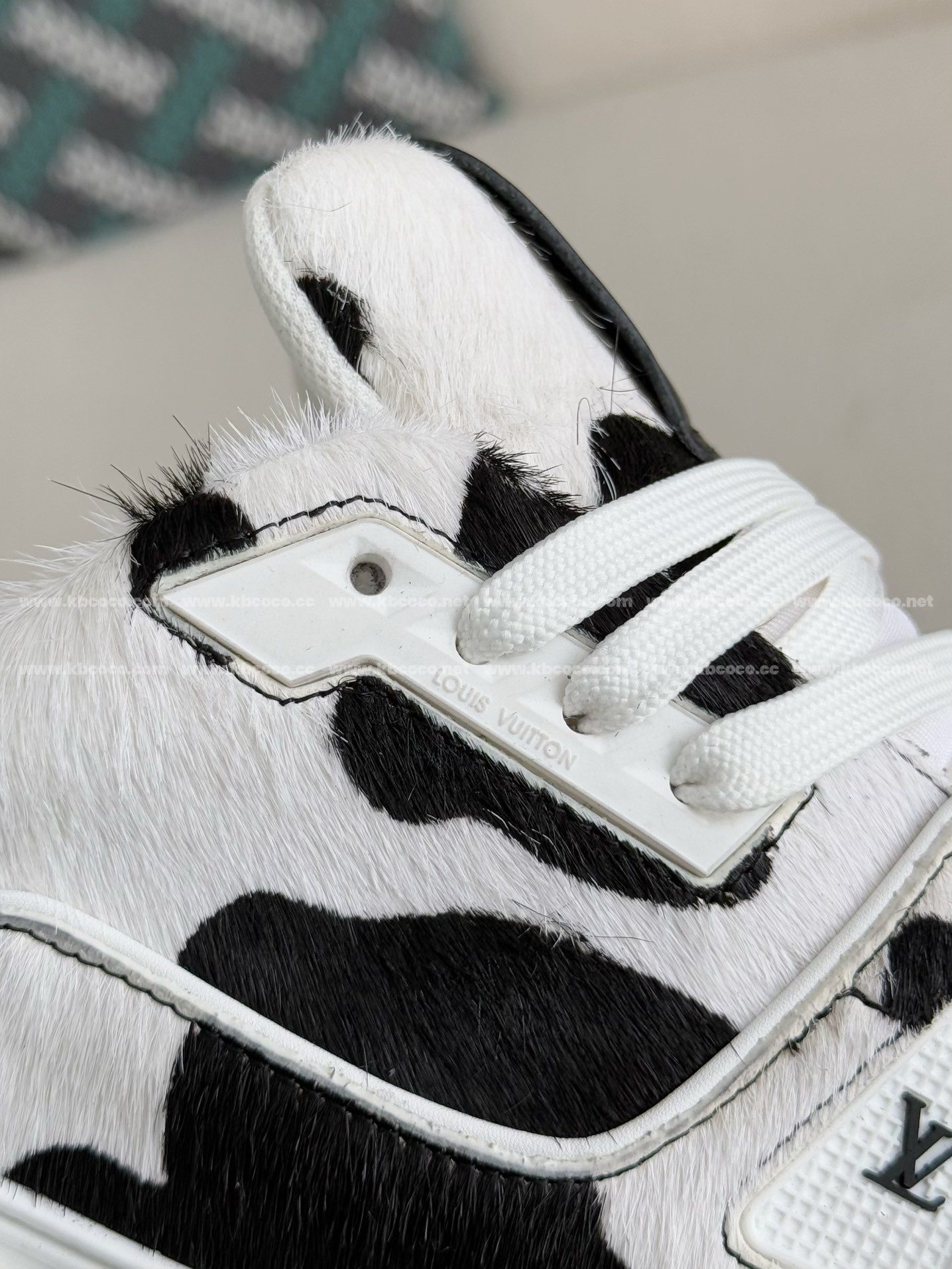 【#4004】 LOUIS VUITTON TRAINER SNEAKERS