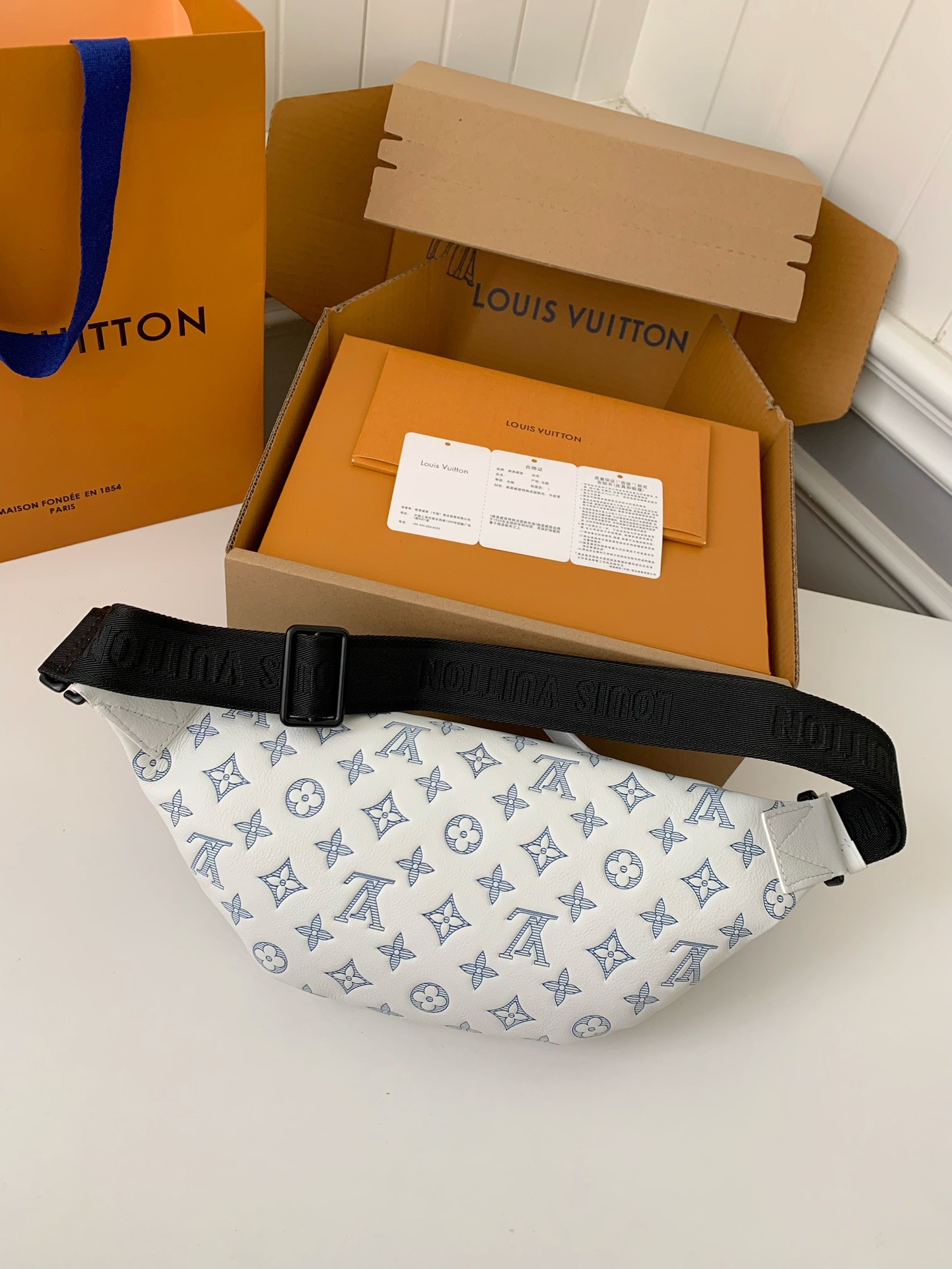 New Louis Vuitton RUSH waist bag M25227