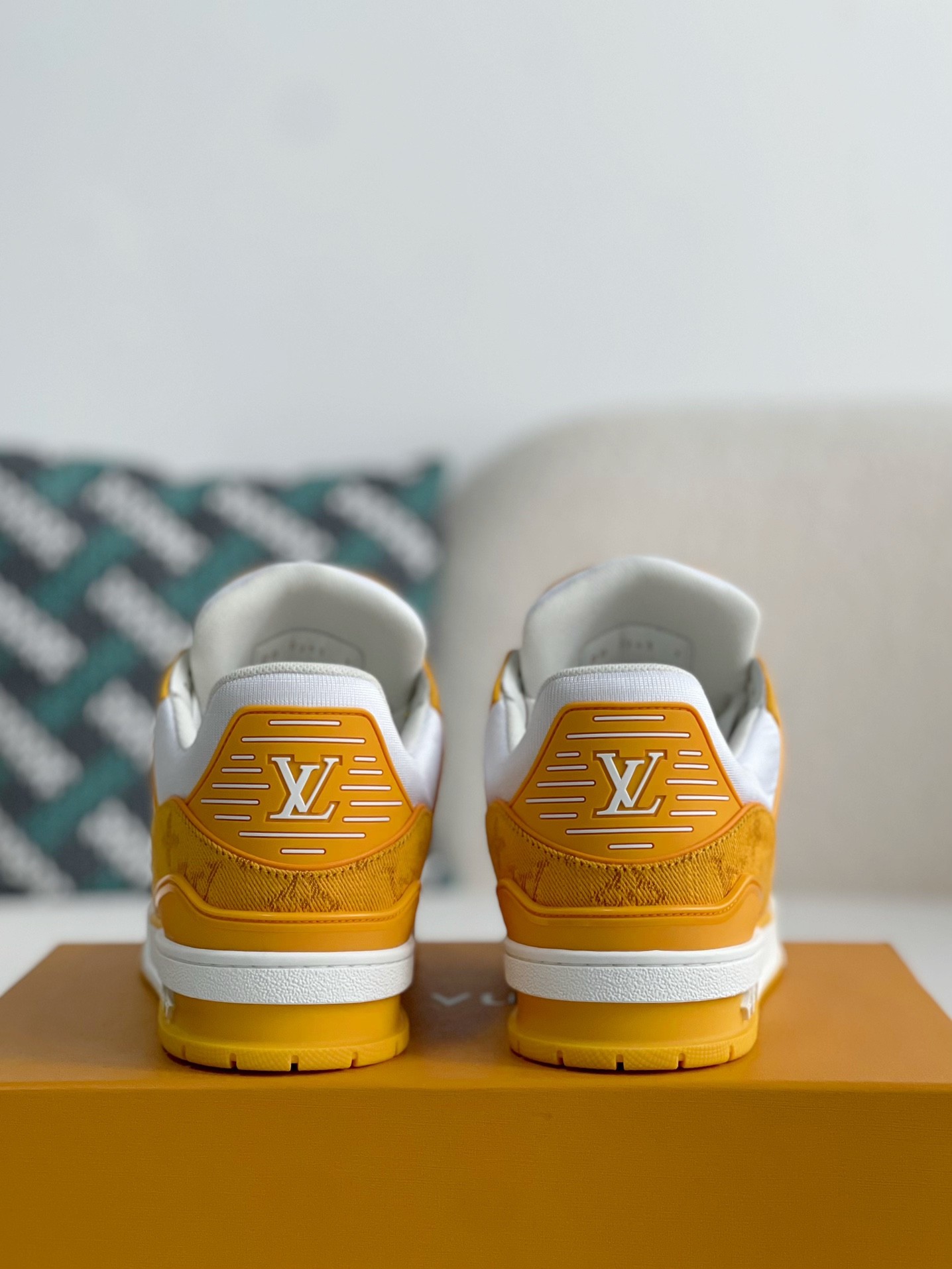 【#313】 LOUIS VUITTON TRAINER 1A8FN8 Sneakers