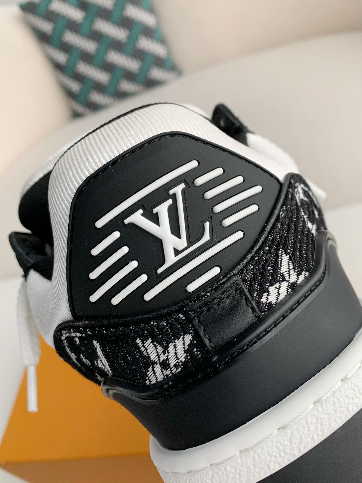 [#3357」 LOUIS VUITTON TRAINER 2023Show style Sneakers