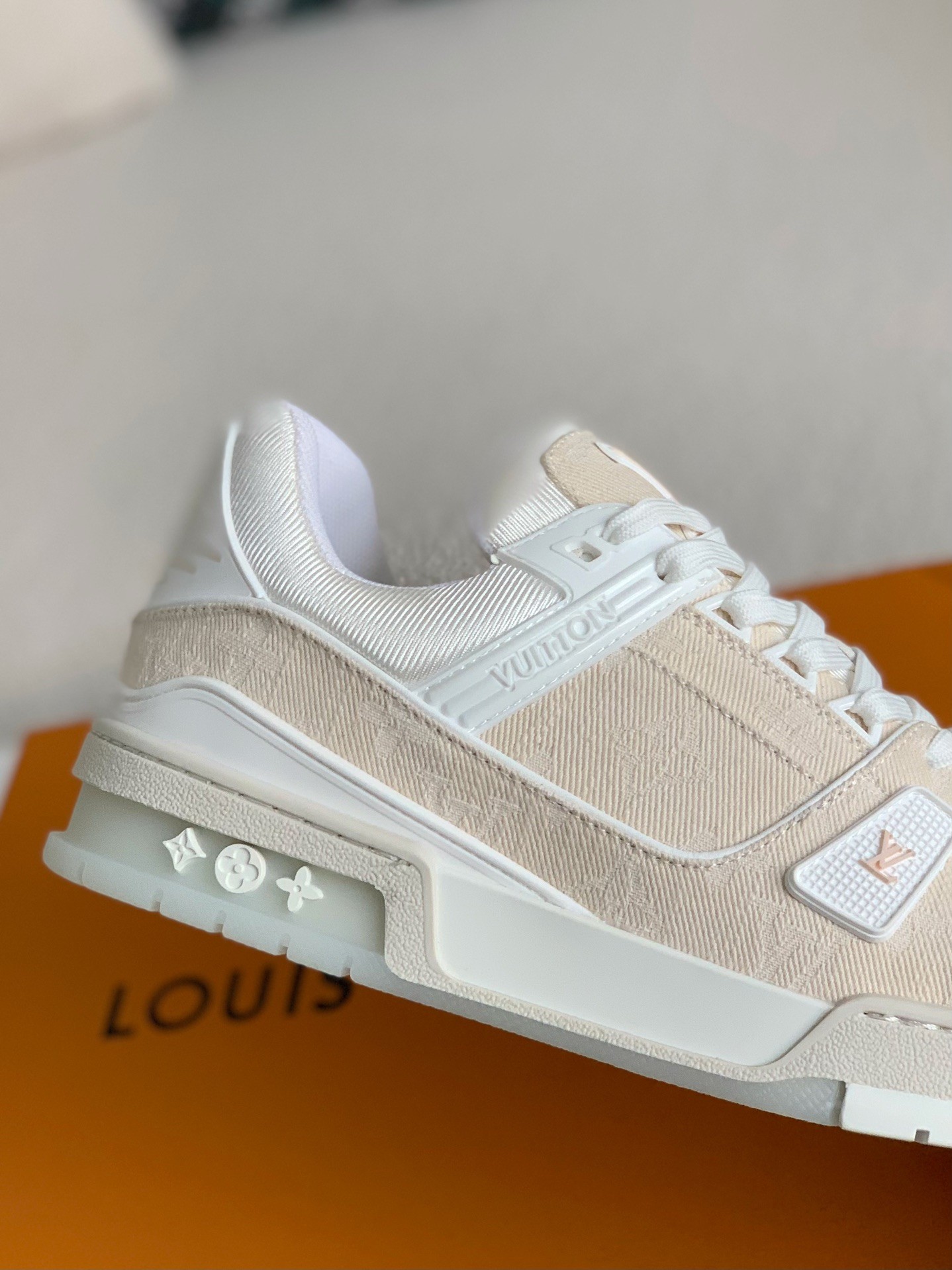 LOUIS VUITTON TRAINER 1A8Z4S Sneakers