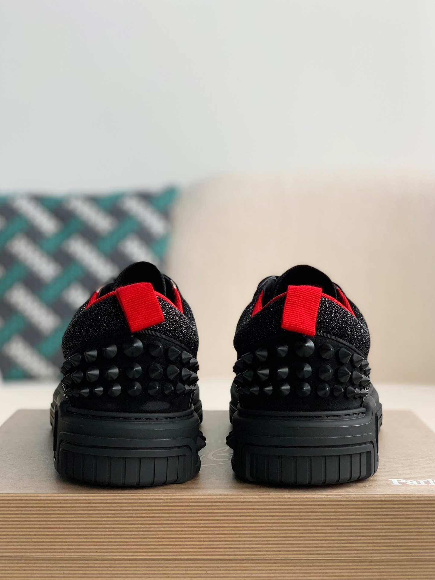 【#2076】Christian Louboutin Sneaker