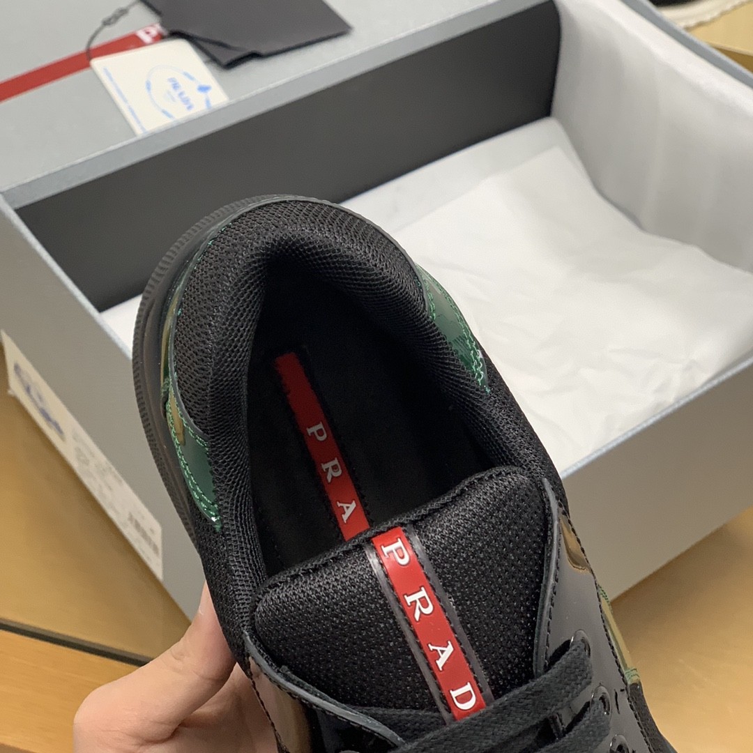 【#615】 Prada Sneakers