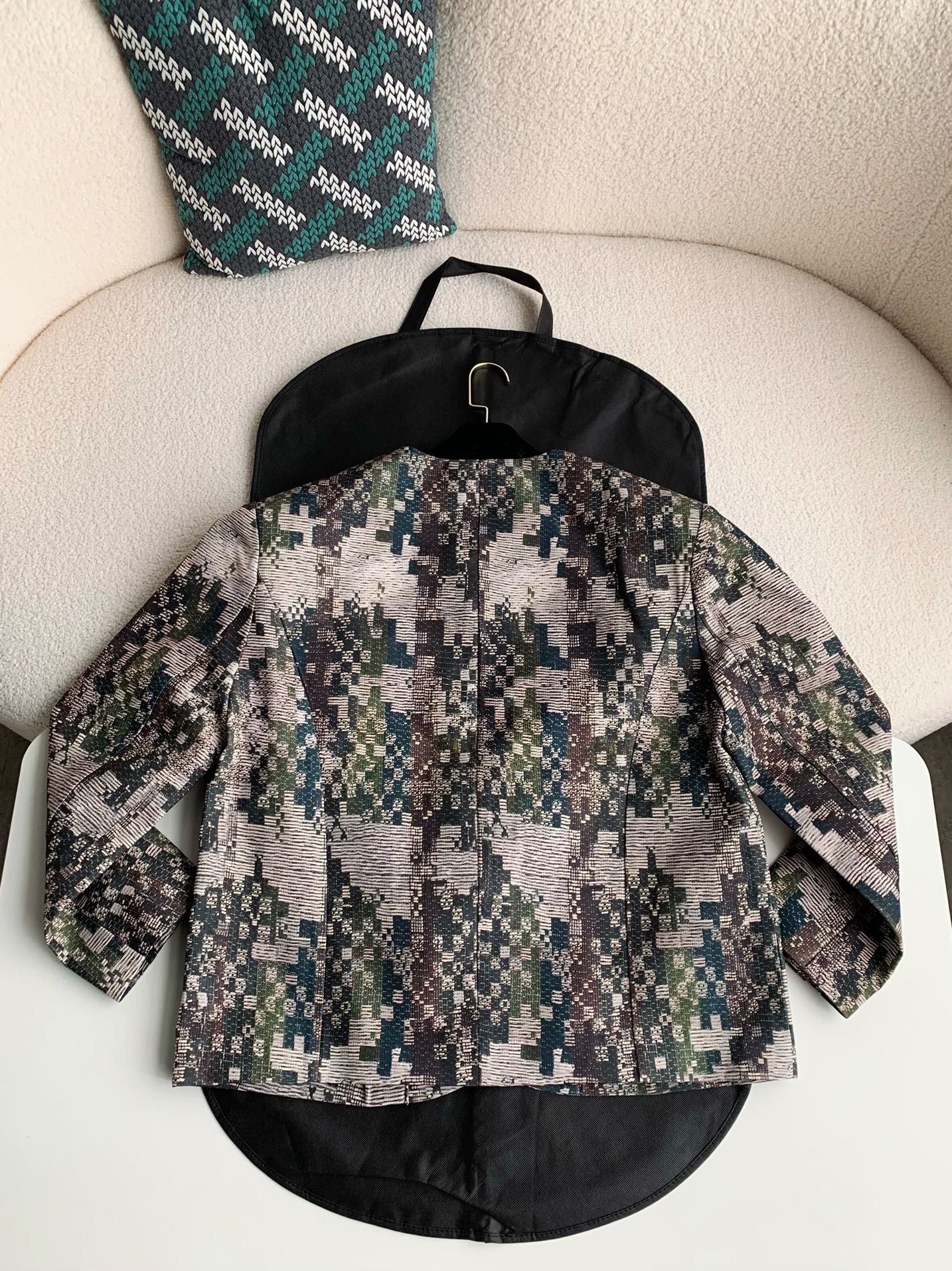 idea: include everything in the pictur