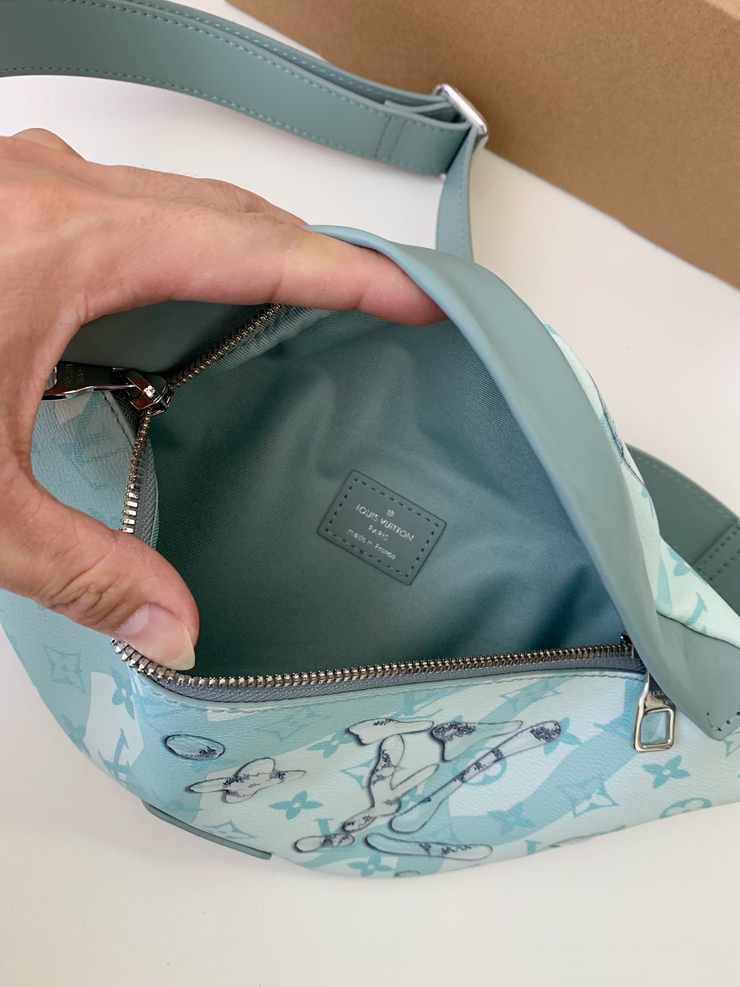 Louis Vuitton 2023 New DISCOVERY Water Drop Green Waistpack M22765