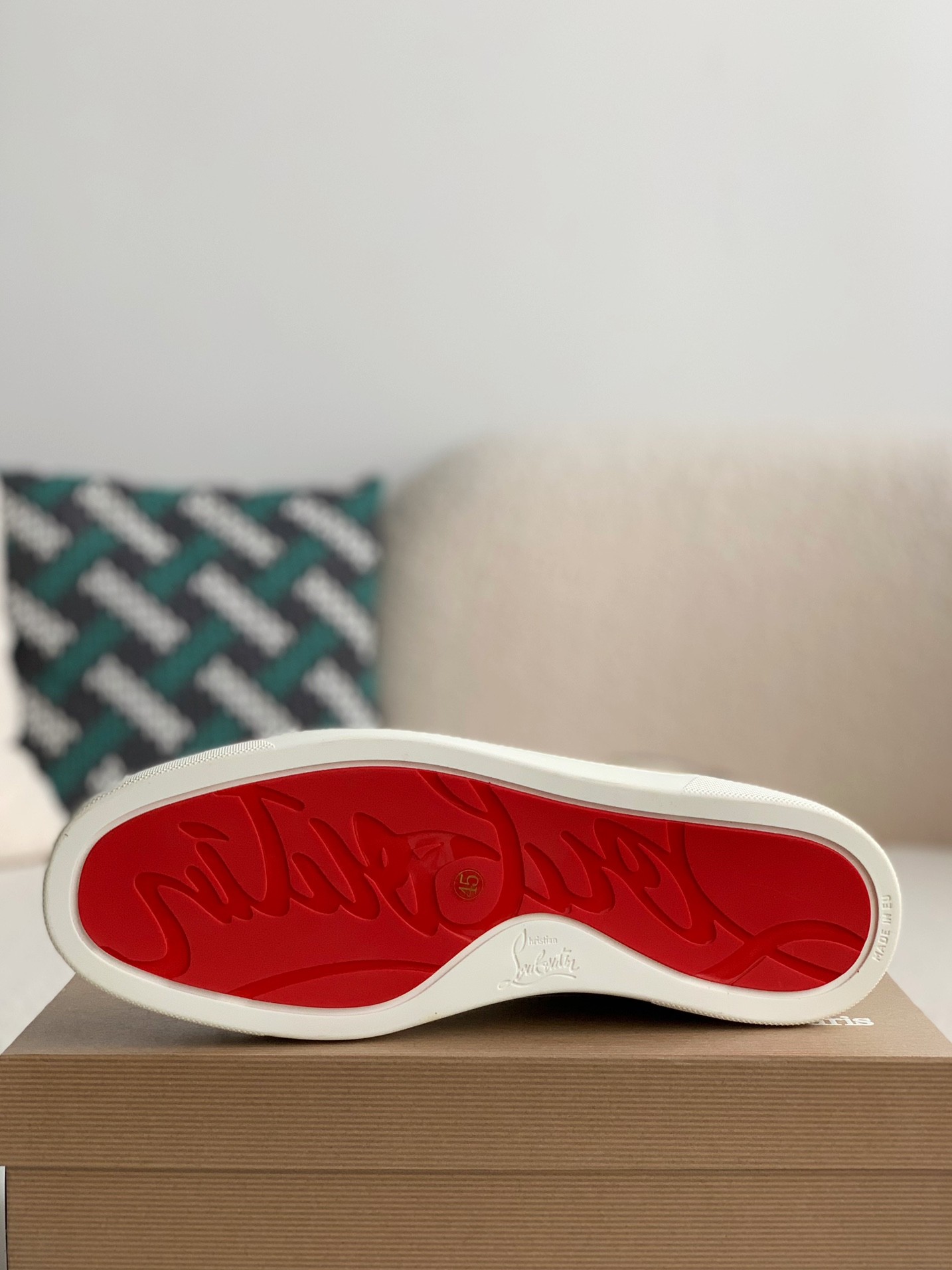 【#2267】 Christian Louboutin Sneakers High