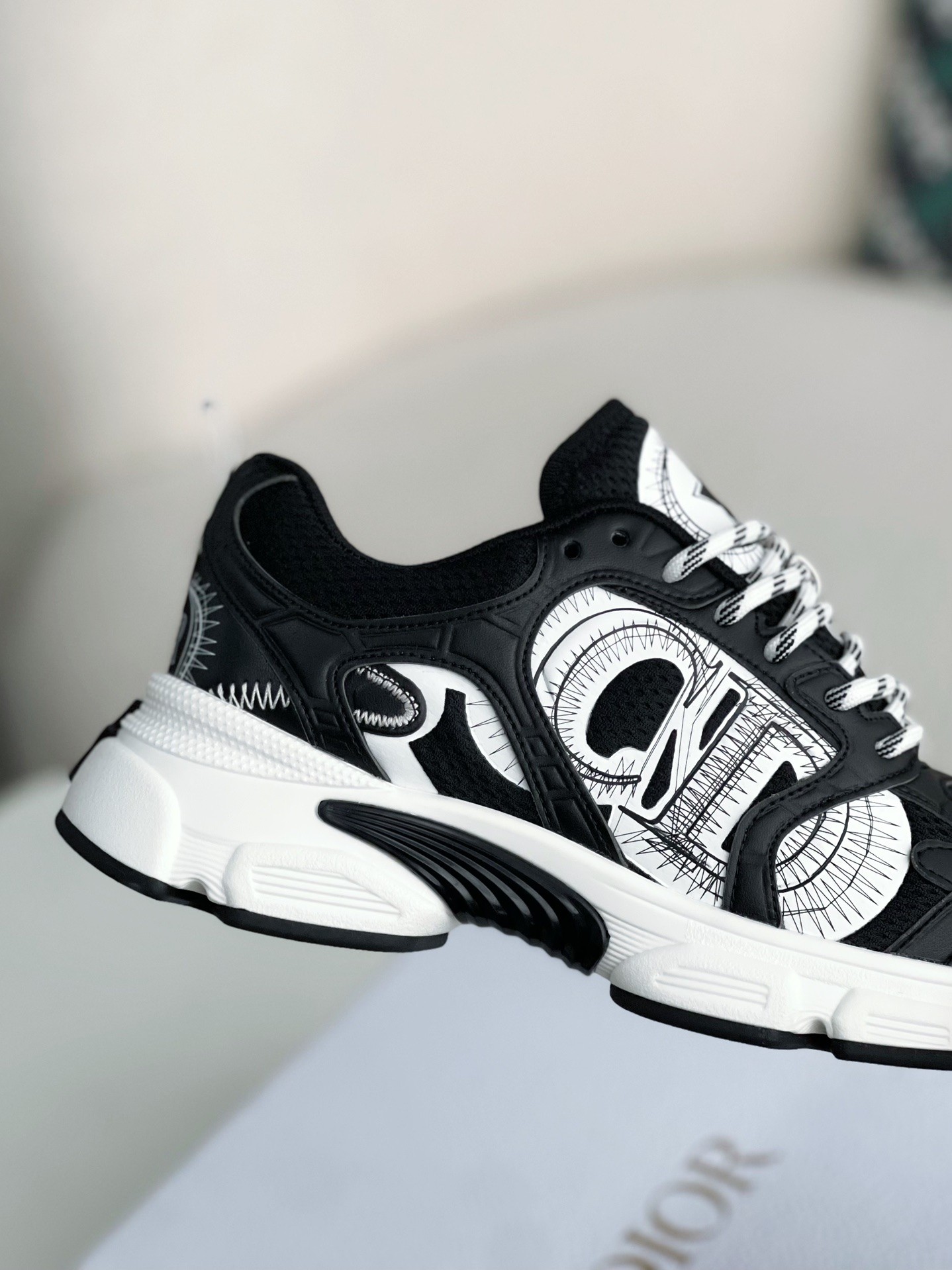【#3361】 DlOR Running Sneakers