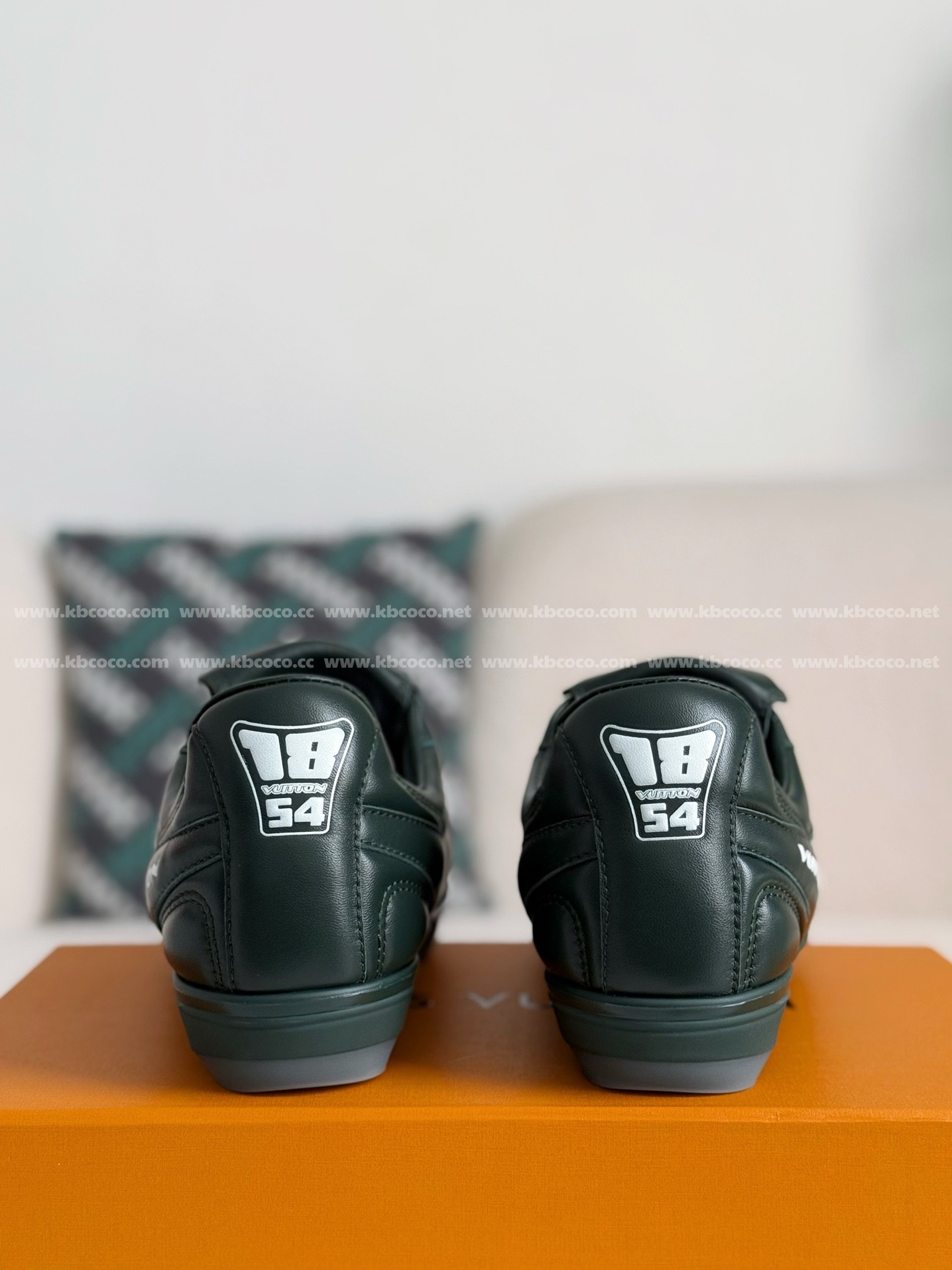 【#4247】LV Footprint Soccer Sneaker