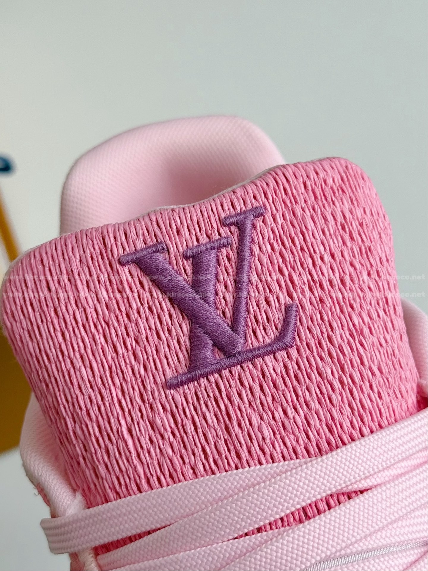 【#5823】 LOUIS VUITTON TRAINER SNEAKERS