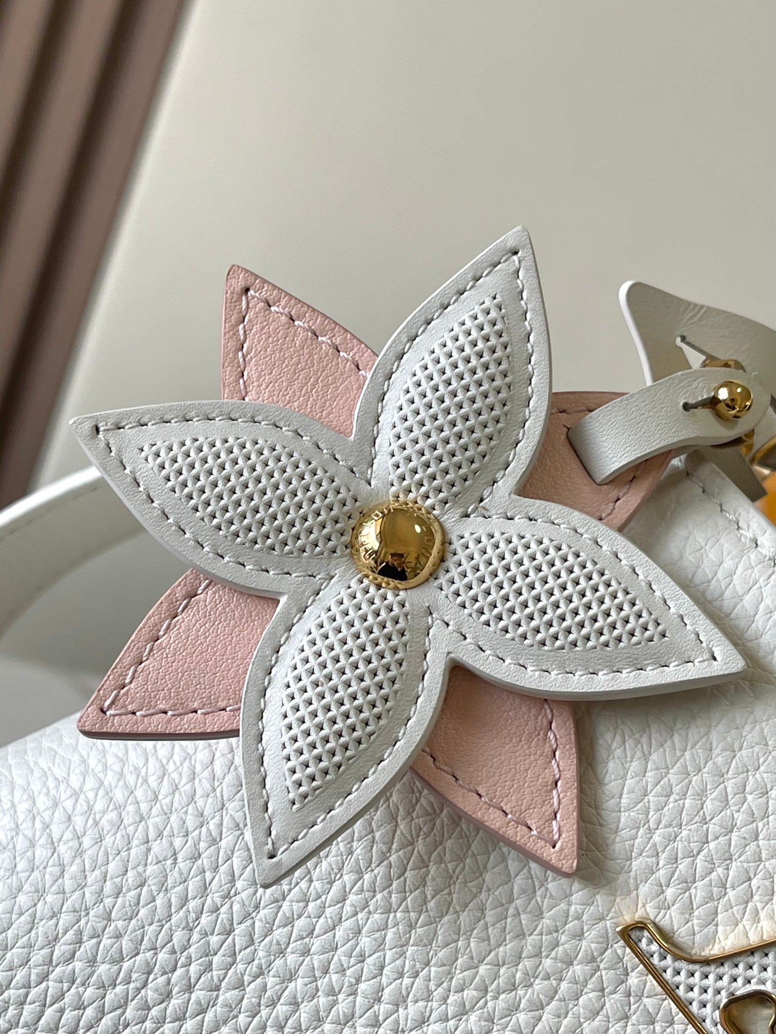 LOUIS VUITTON Capucines Mini Handbag/Top Quality M21416