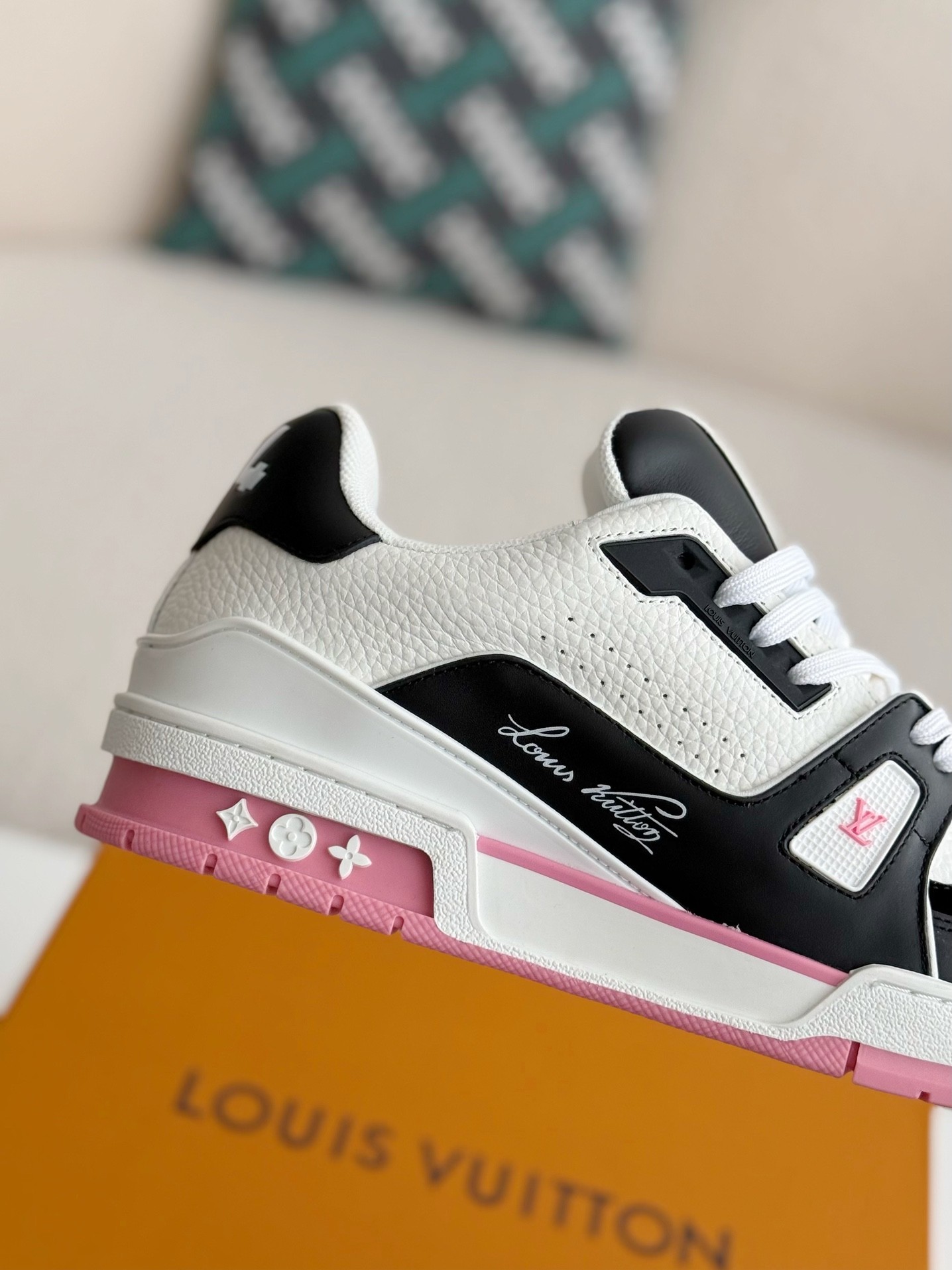 [#3721] LOUIS VUITTON TRAINER SNEAKERS