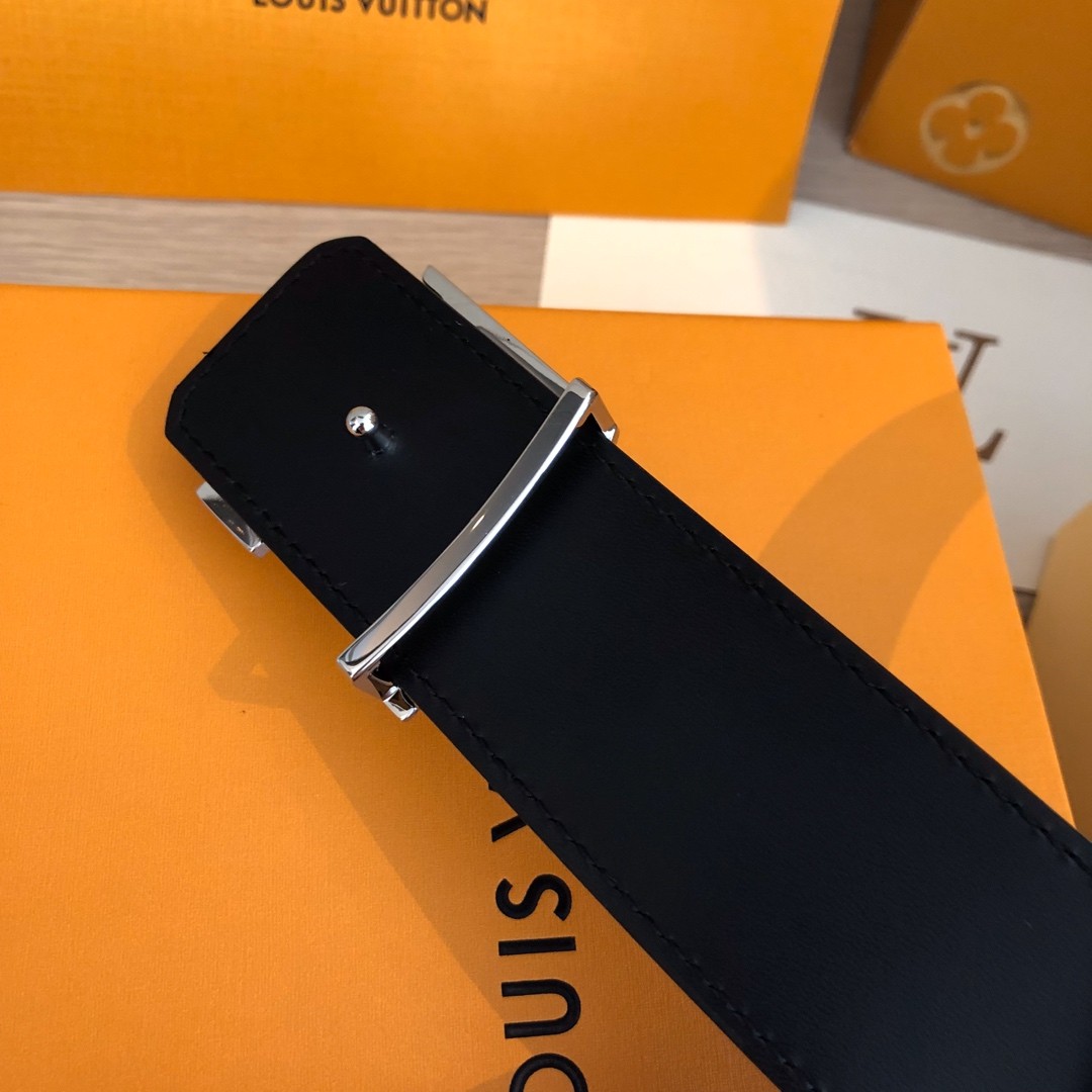 【#1316】 Louis Vuitton LV men's belt l NITIALES