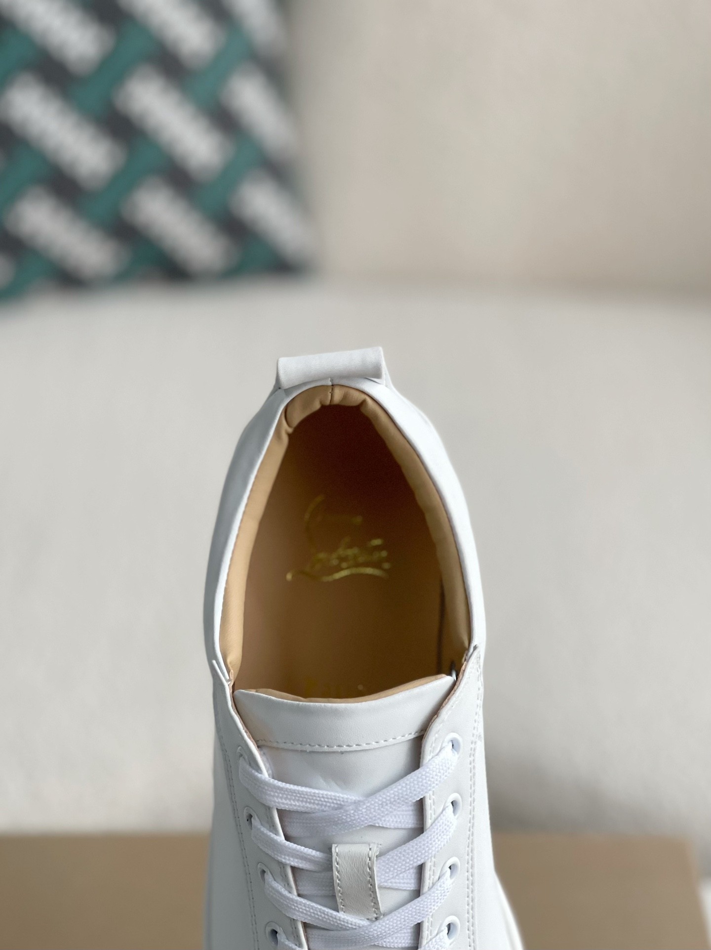 【#3562】 Christian Louboutin Sneaker