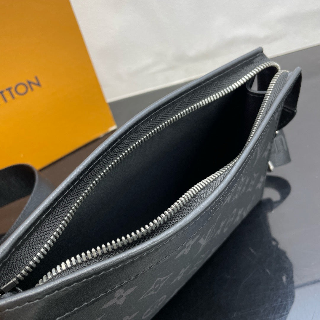 LOUIS VUITTON Gaston Crossbody bag/top quality M81124