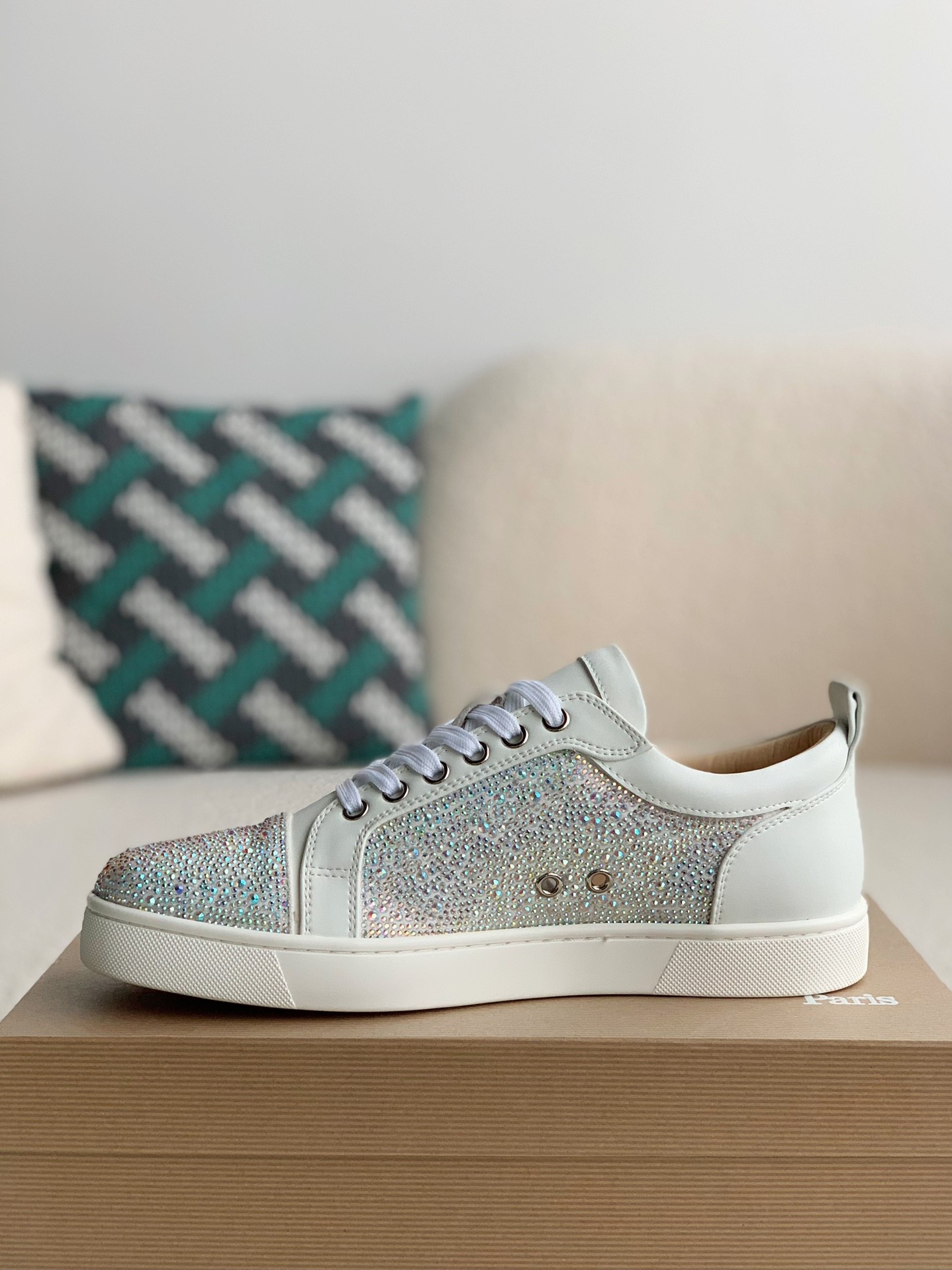 【#2264】Christian Louboutin Sneakers