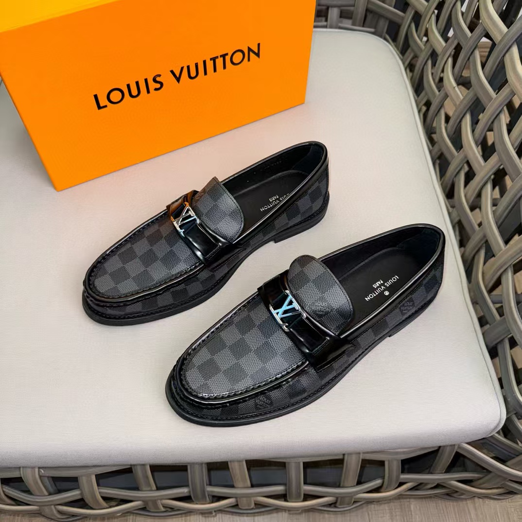 Louis Vuitton Monogram Eclipse leather shoes