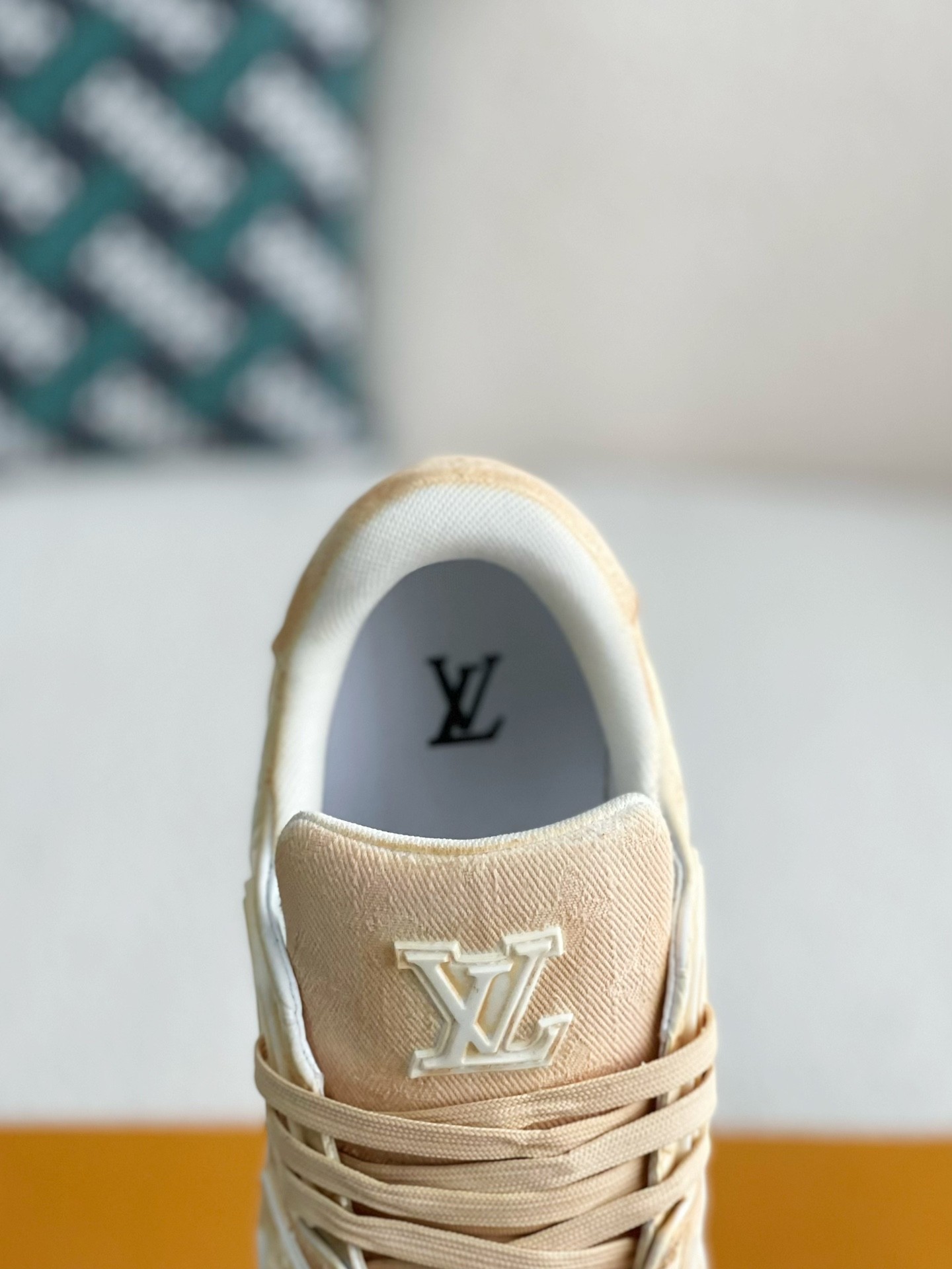 [#3319」 LOUIS VUITTON TRAINER SNEAKERS