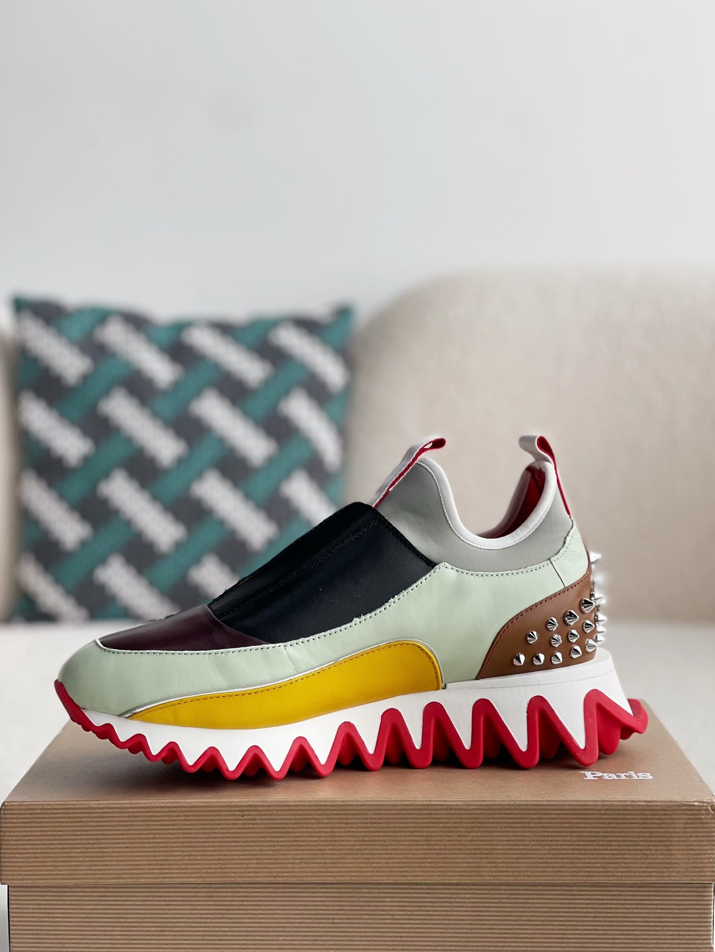 【#3012】Christian Louboutin Sneakers