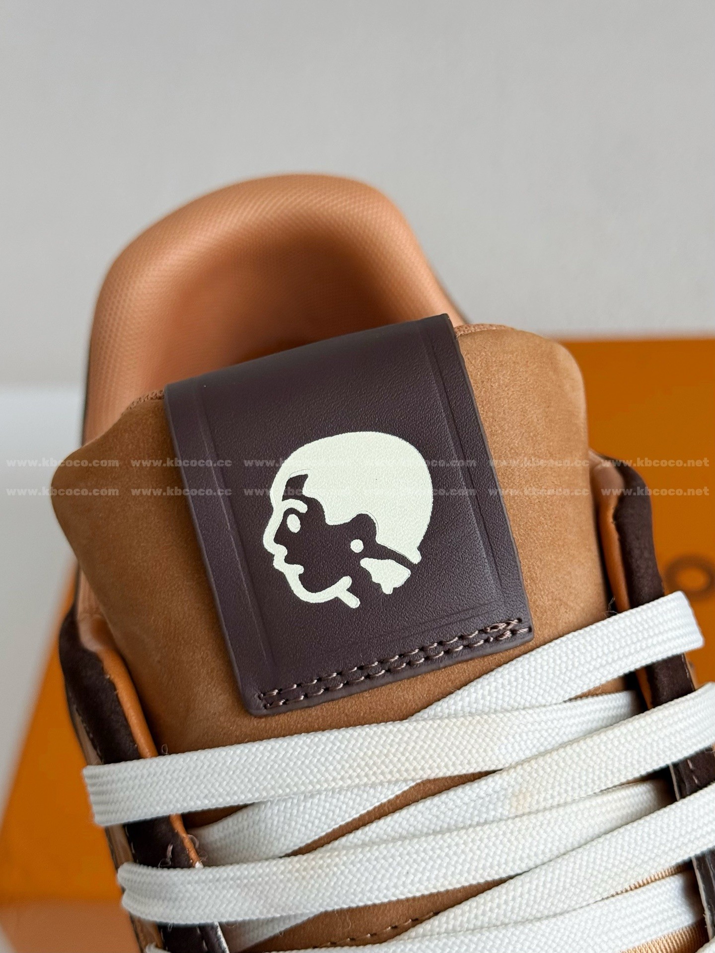 【#5910】 LOUIS VUITTON x NIGO TRAINER FW25 SNEAKERS