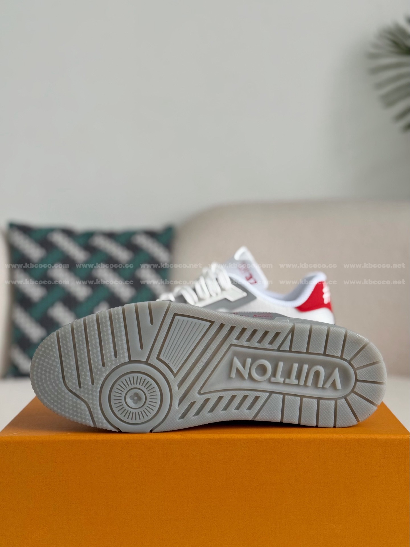 【#5790】 LOUIS VUITTON TRAINER SNEAKERS