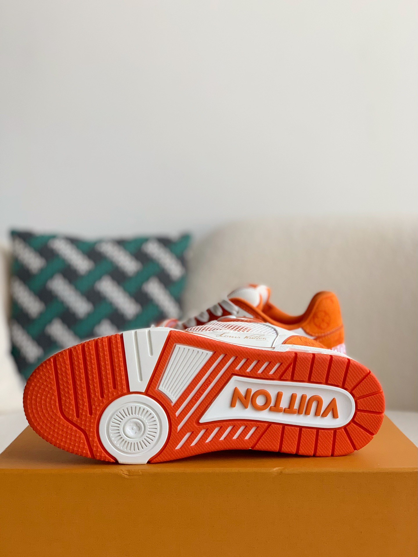 Louis Vuitton Trainer Sneakers Top quali